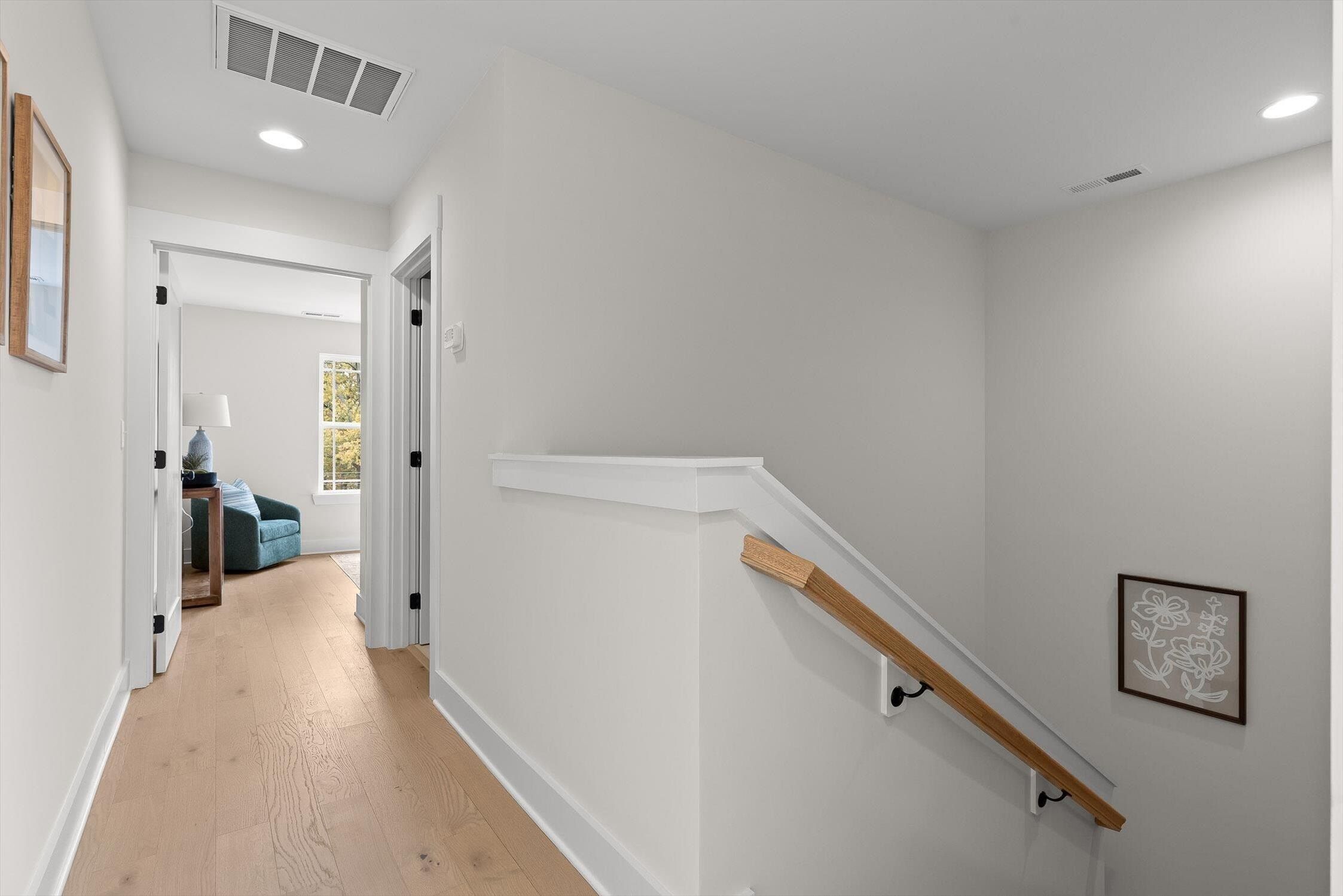 180 John Arnold Avenue. East Ridge, TN 37412