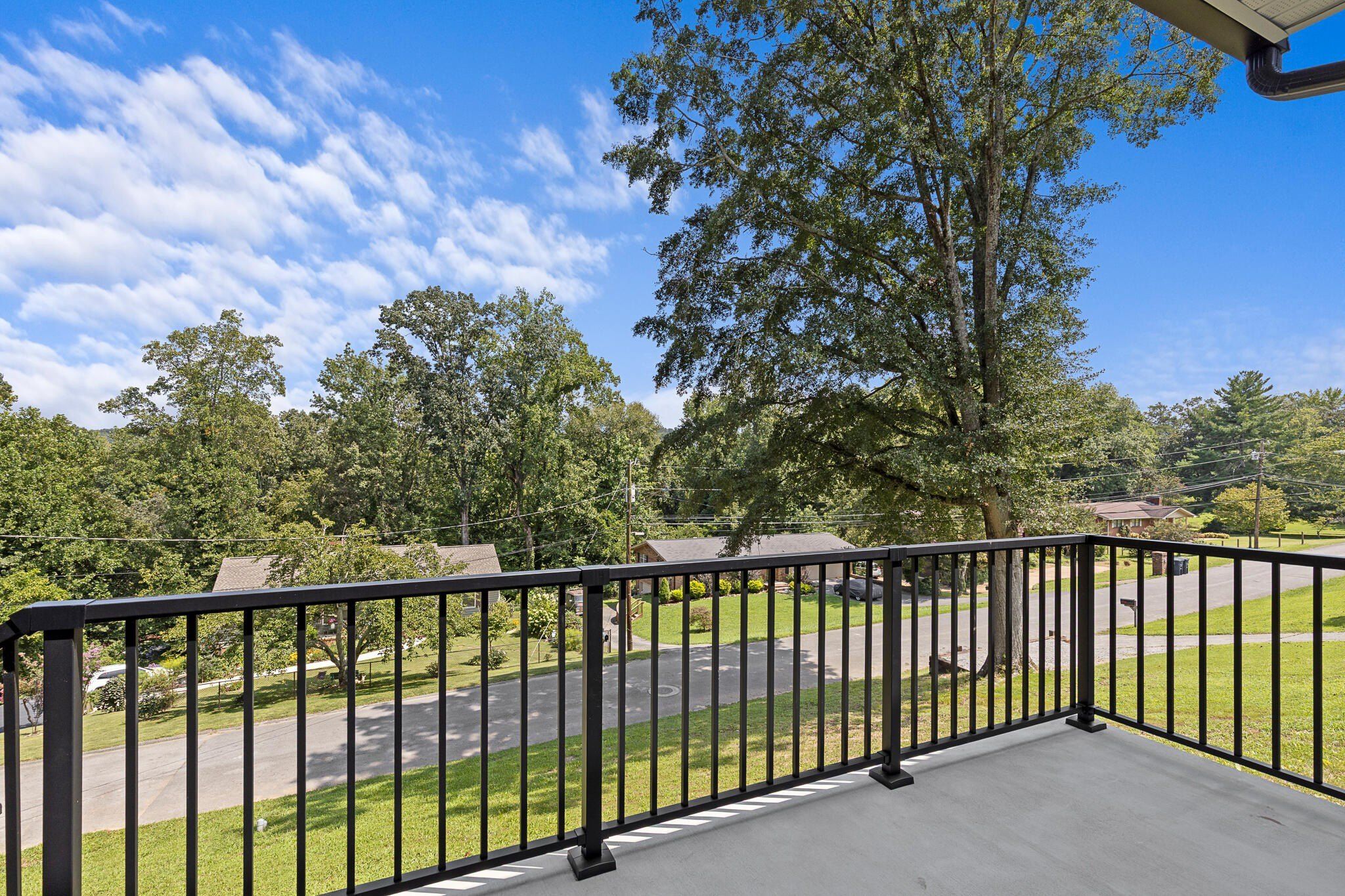 107 Douglas Drive. Chattanooga, TN 37412