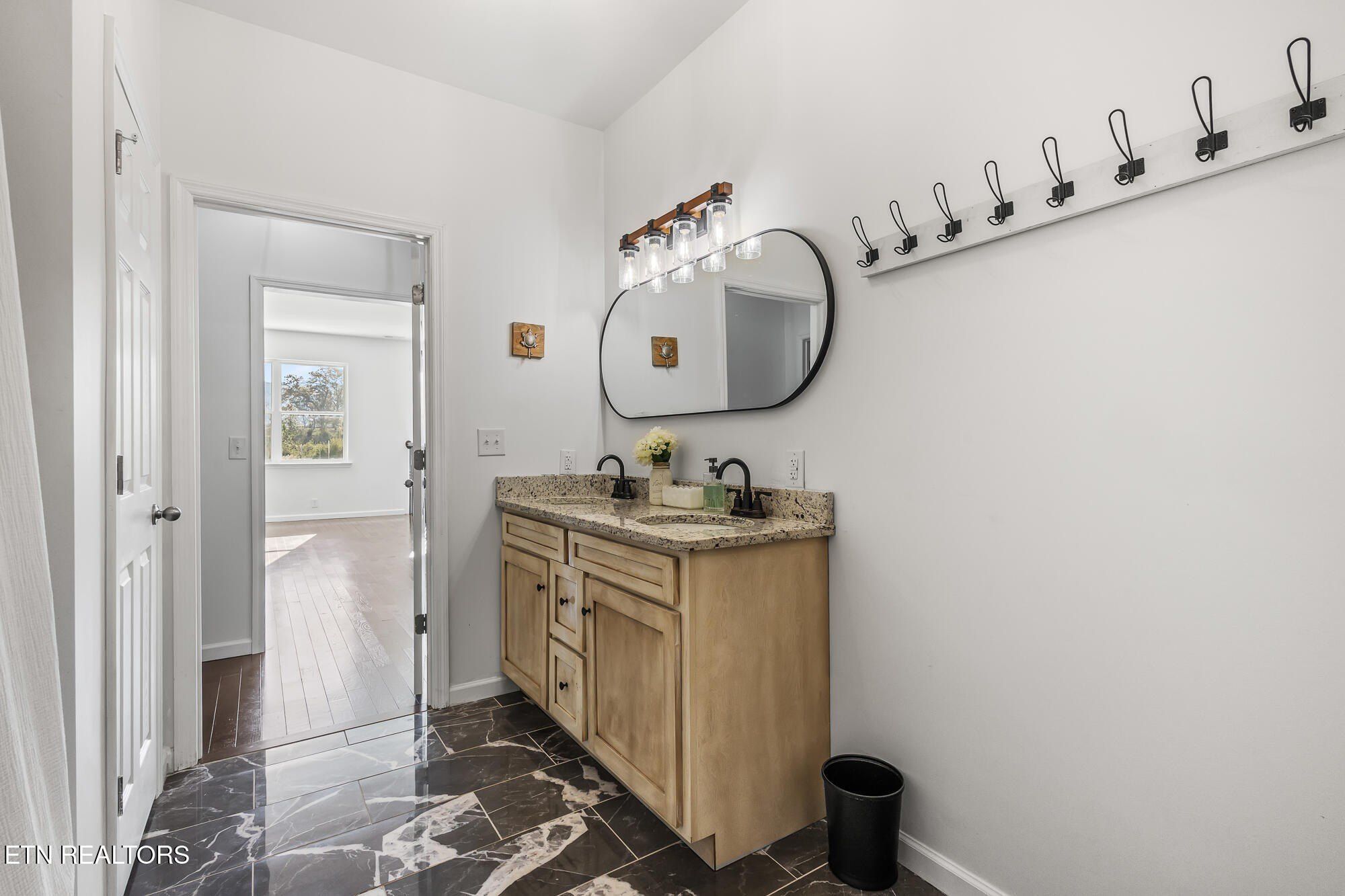 7377 Highway 411. Benton, TN 37307