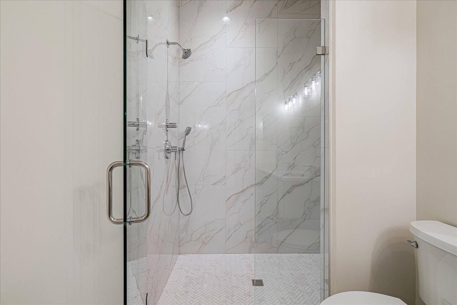 5474 Park. Memphis, TN 38119