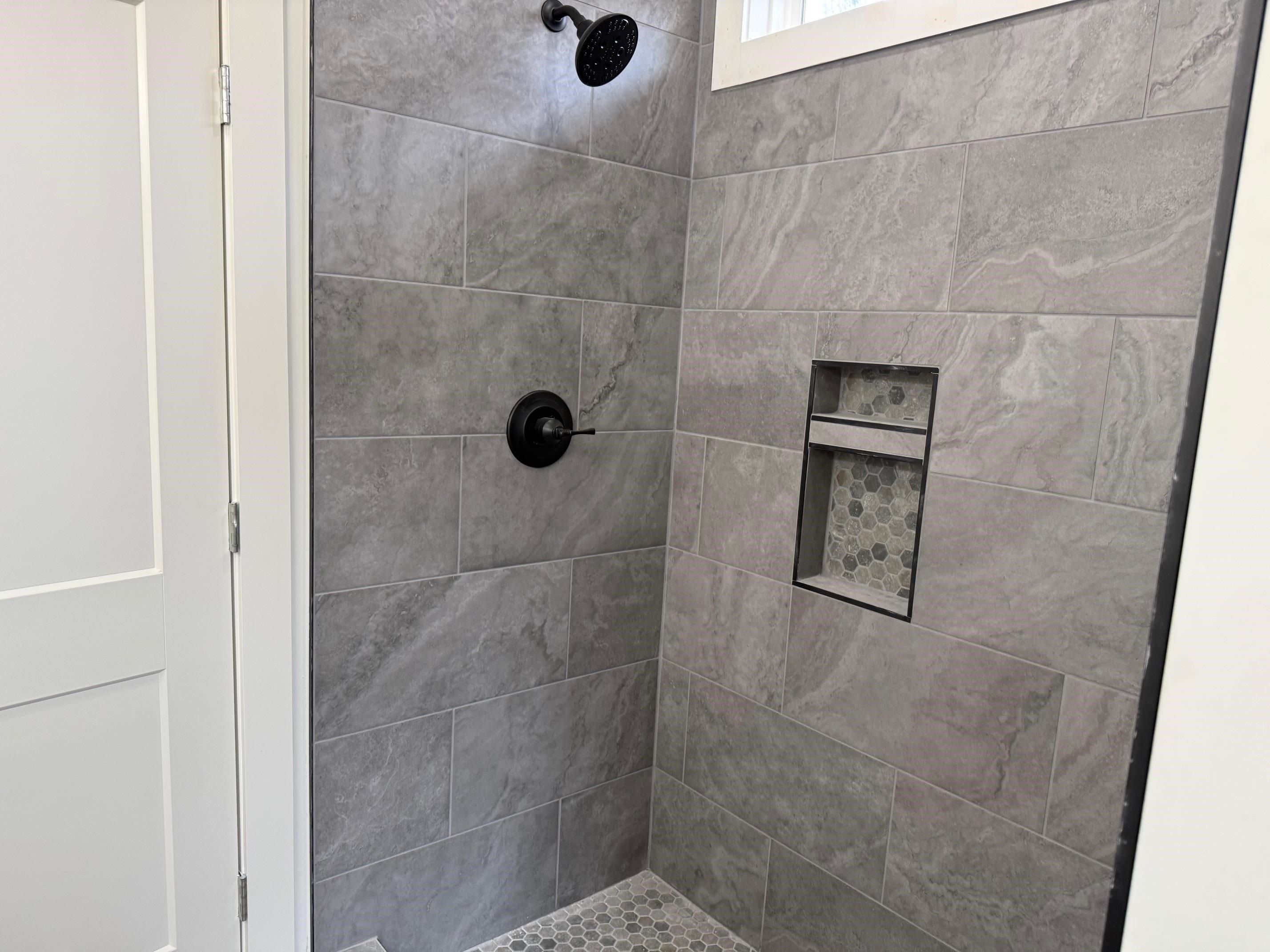 200 Belvedere. Savannah, TN 38372