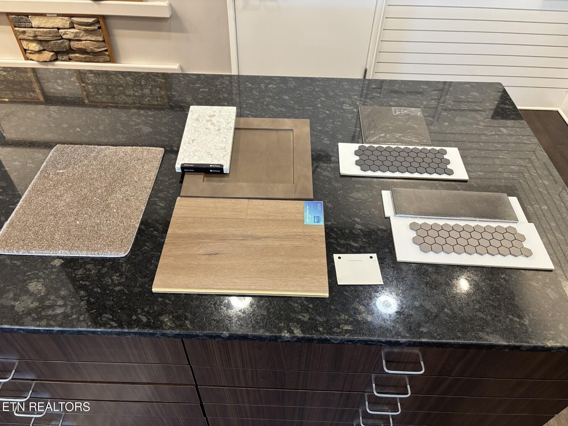 1870 Hickory Reserve Rd. Knoxville, TN 37932