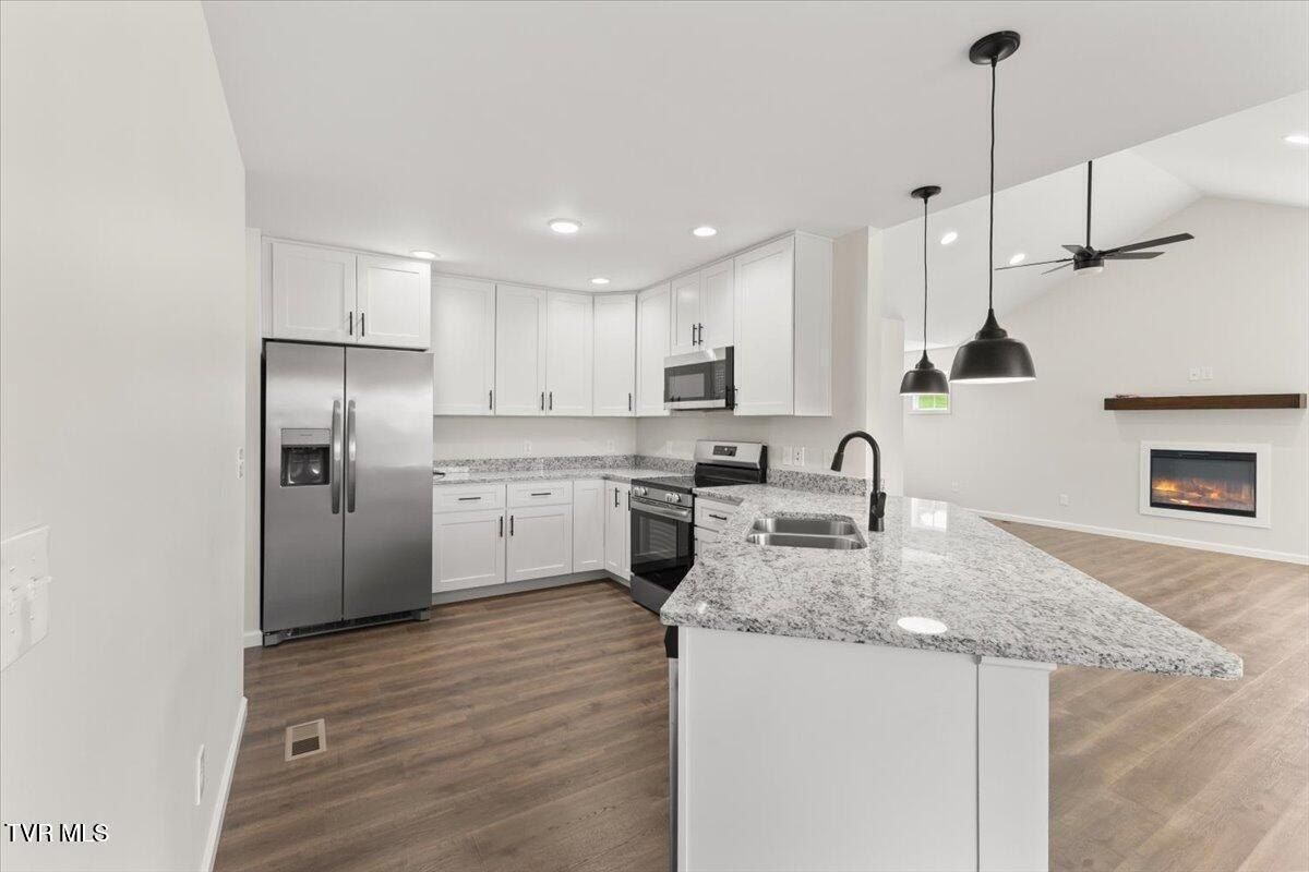 218 Old Siam Road. Elizabethton, TN 37643