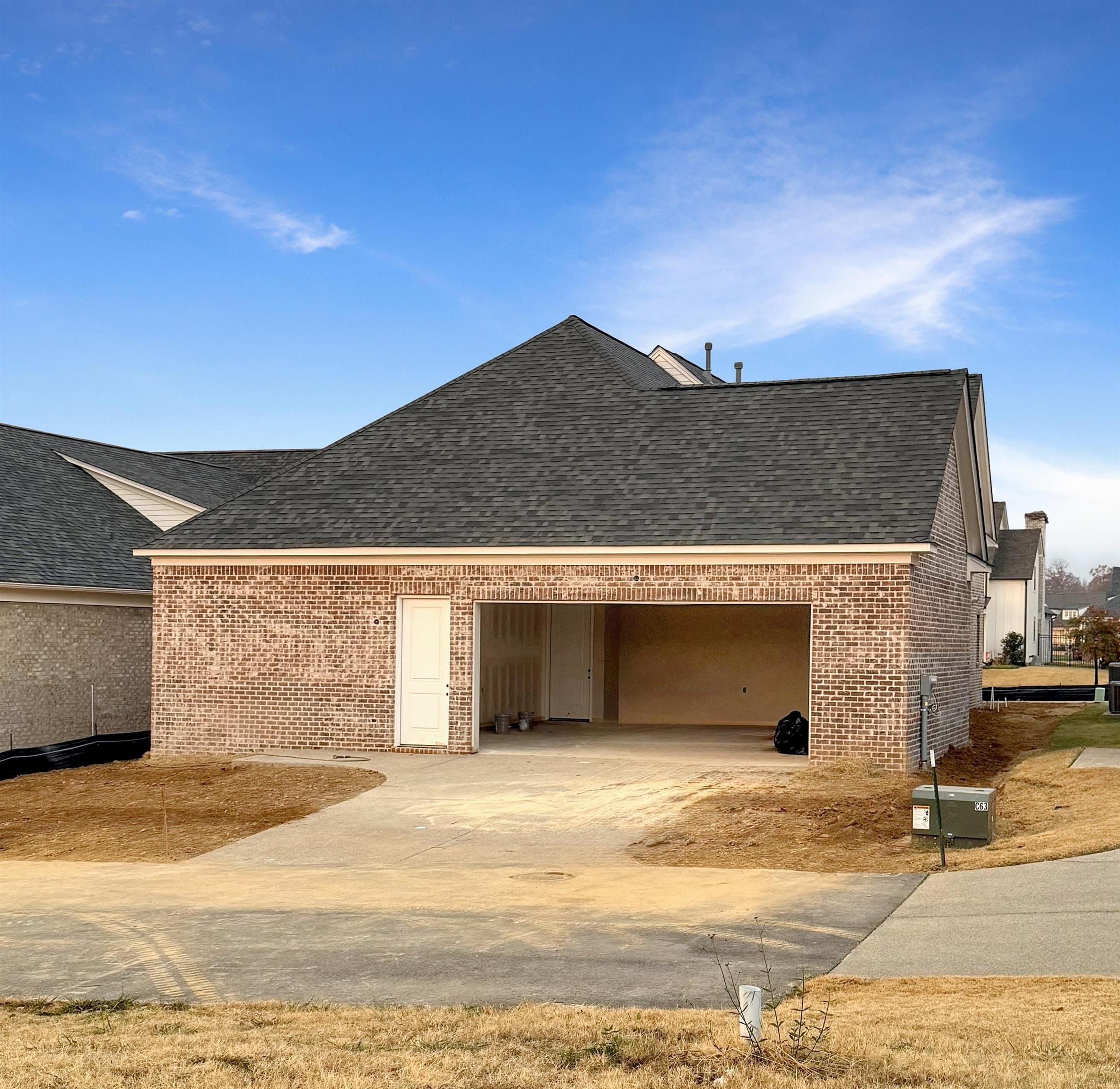 2120 Greenbrier Lakes. Piperton, TN 38017