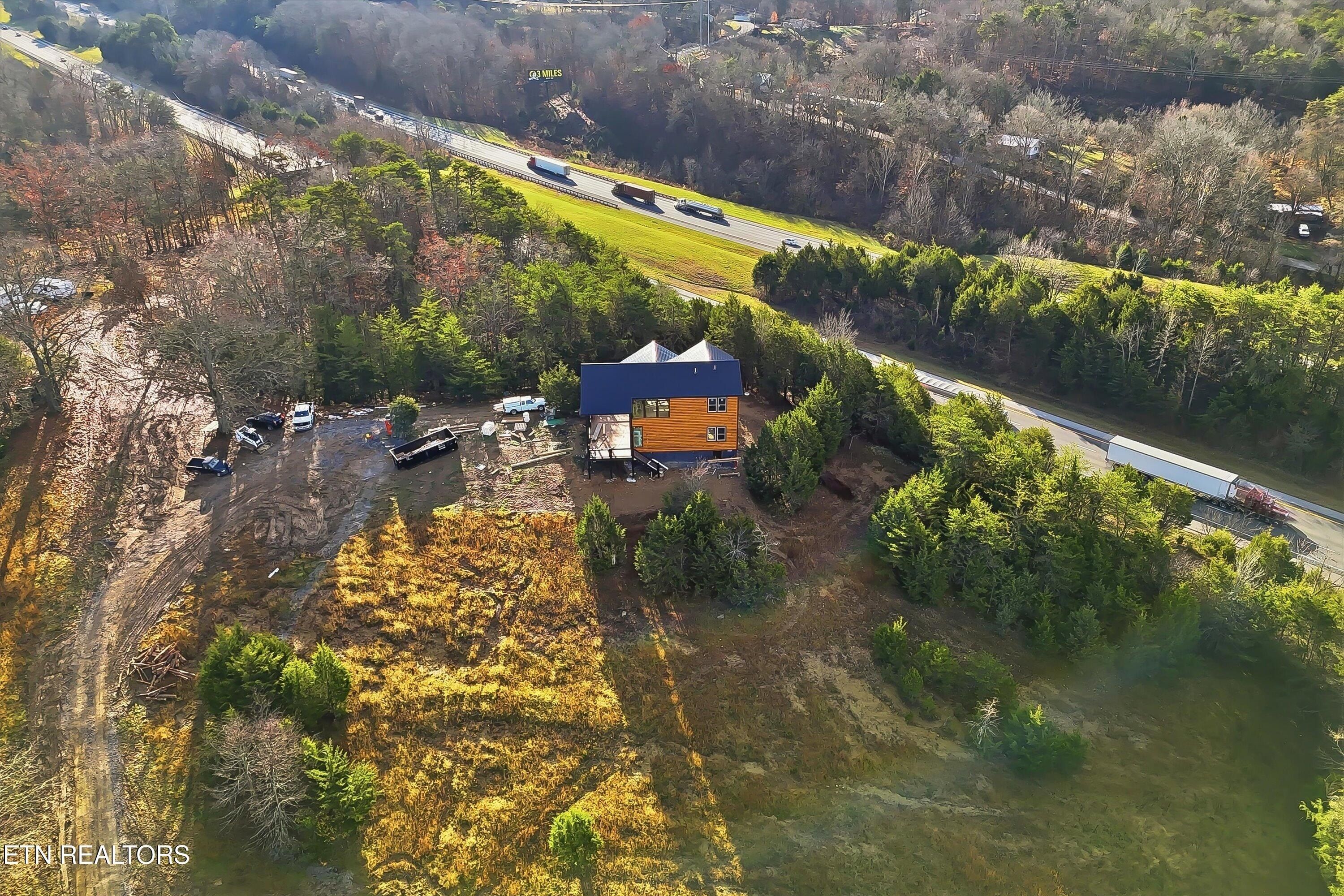 10322 Alex Bales Rd. Kodak, TN 37764