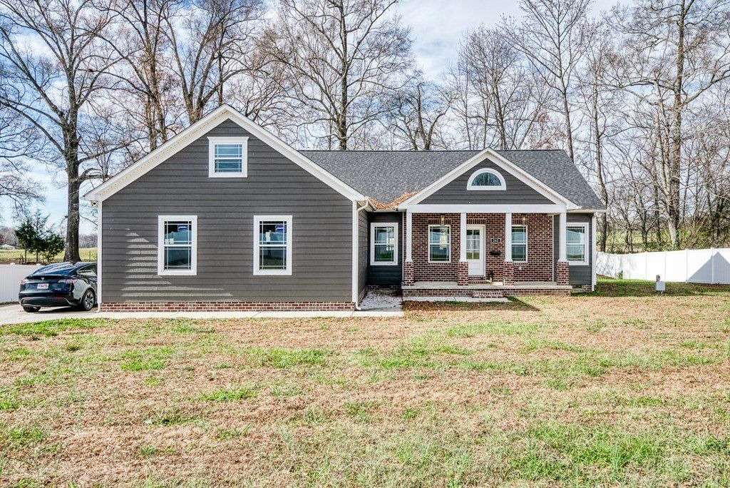 242 Grace Drive. Sparta, TN 38583