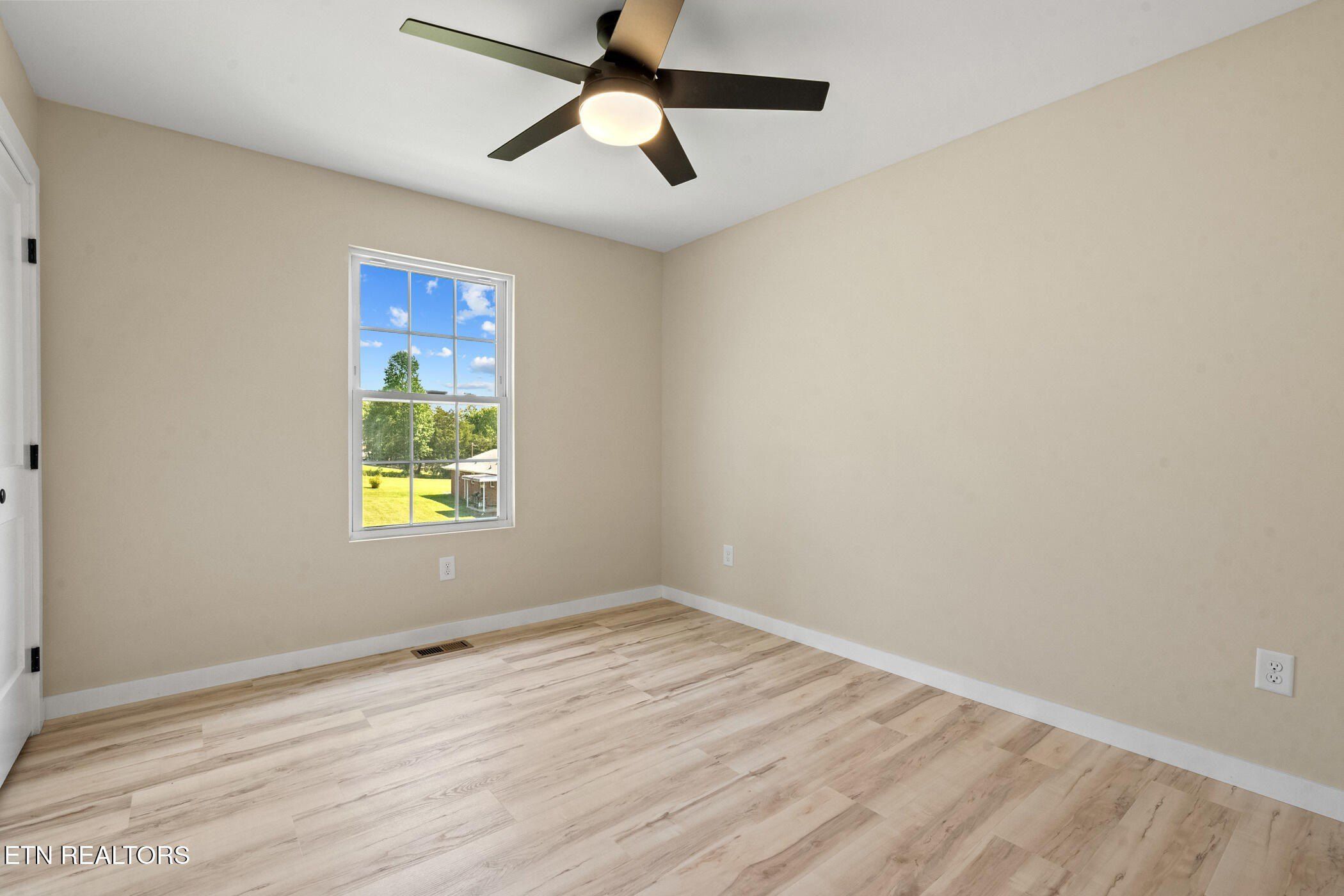 6716 Mckinnon Ridge Lane. Knoxville, TN 37918