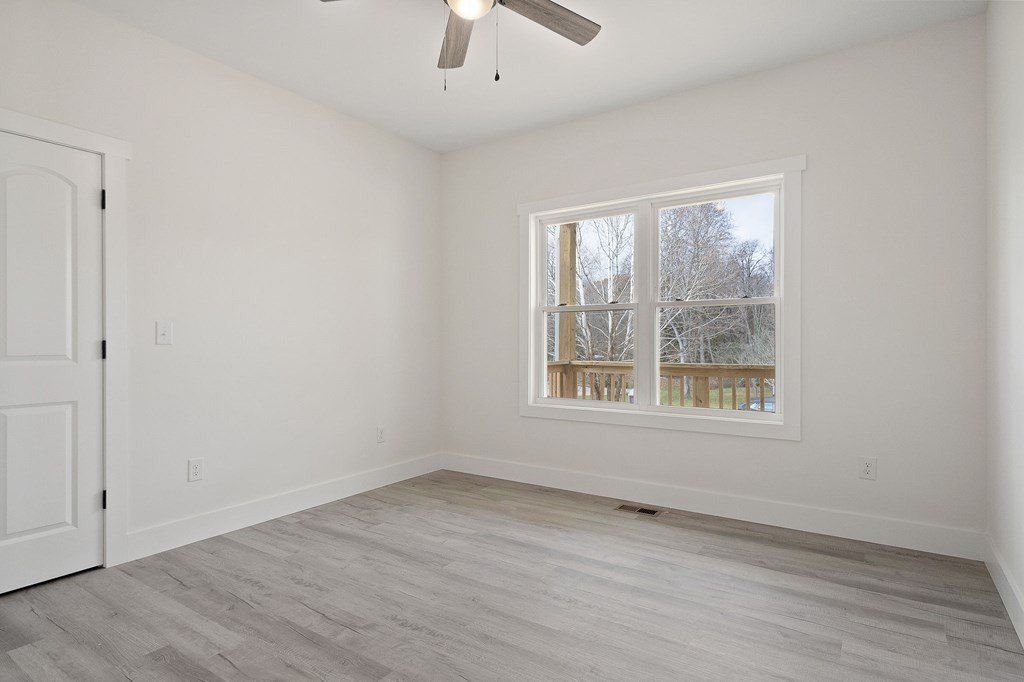 3659 Mustang Ln. Cookeville, TN 38506