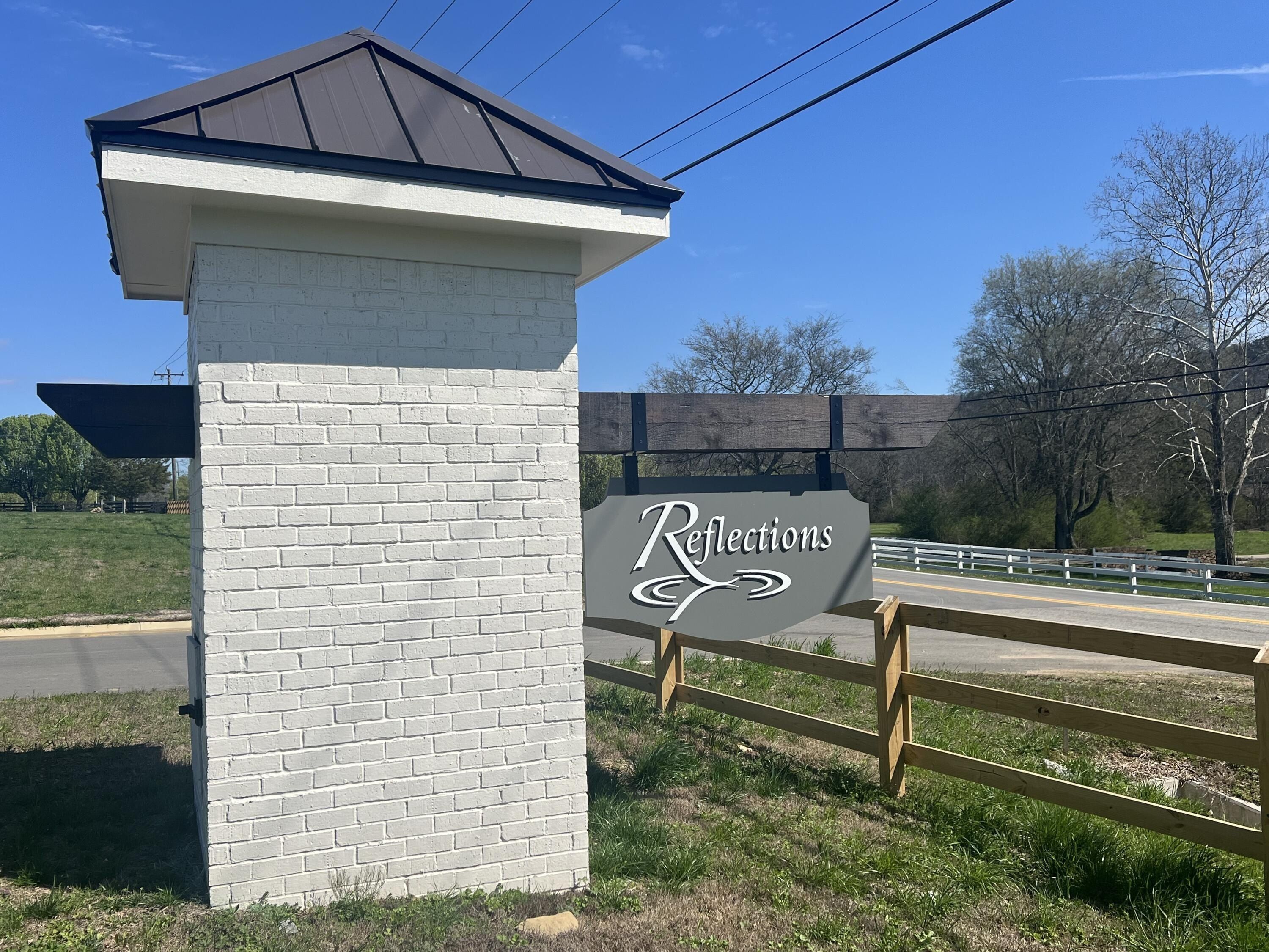 9156 Glimmer Lane. Ooltewah, TN 37363