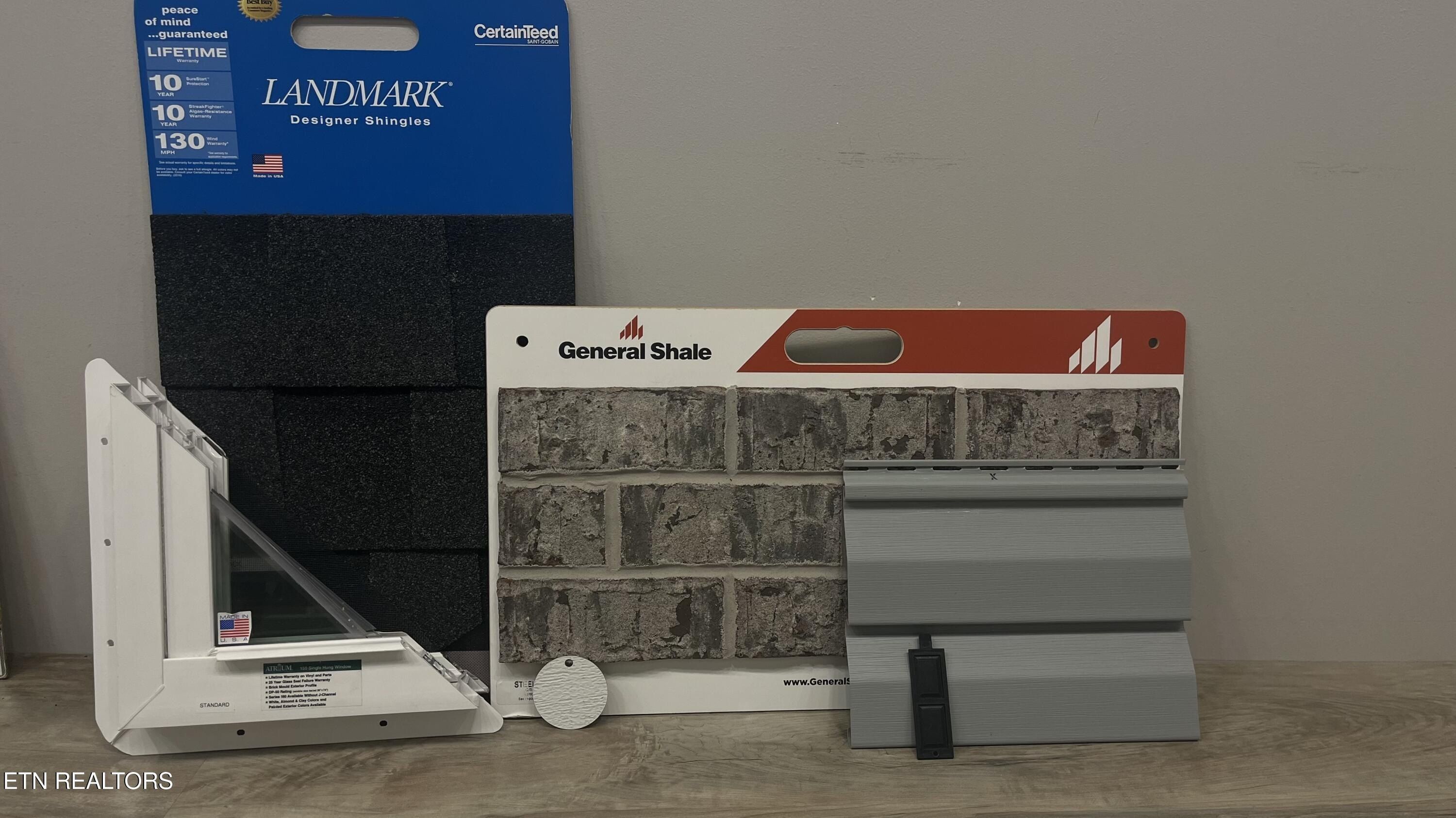 8906 Keenberg Lane. Knoxville, TN 37931