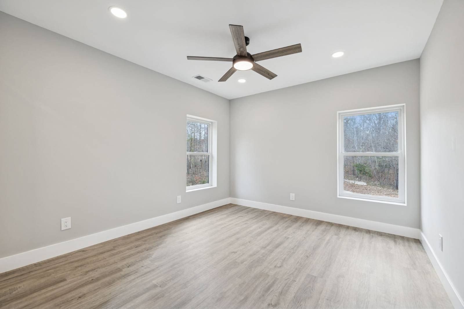 801 Preston Baggett Road. Cumberland City, TN 37050