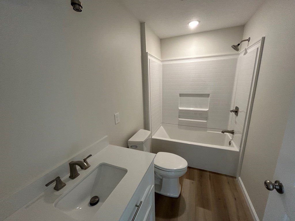 255 Jay St. Big Sandy, TN 38221