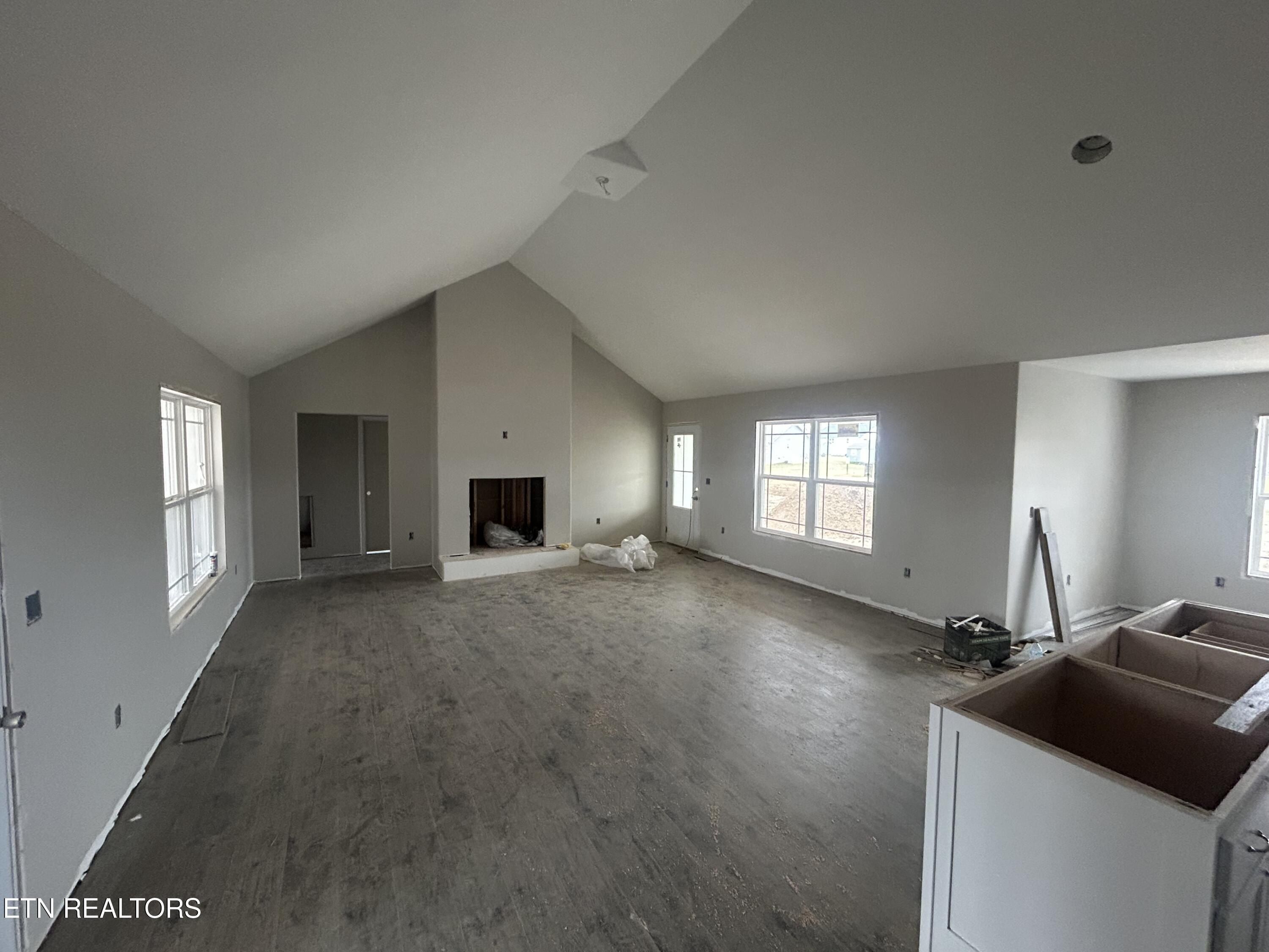 850 Colby Circle. Crossville, TN 38571