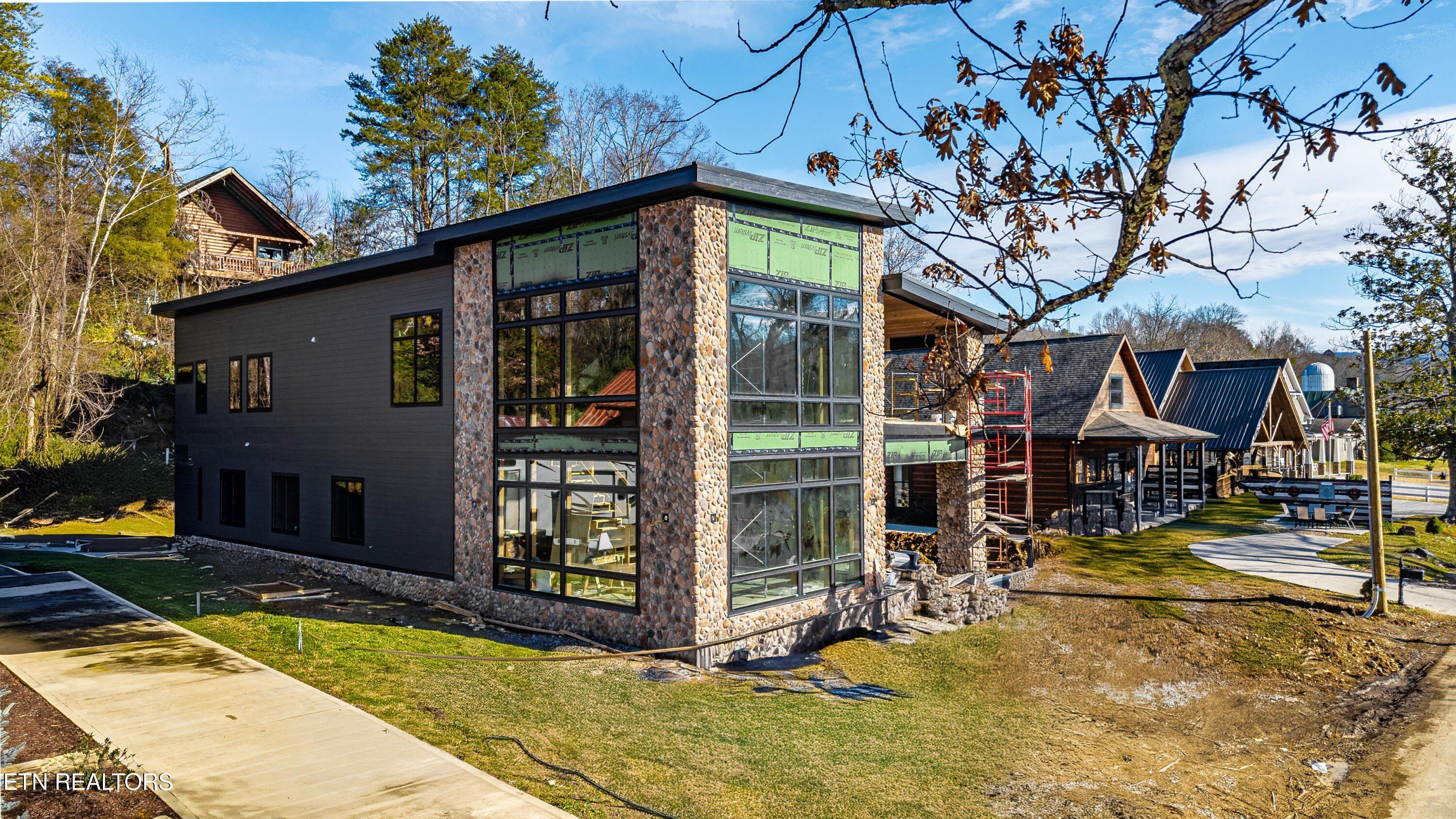 416444 Mcmahan Rd. Pigeon Forge, TN 37863