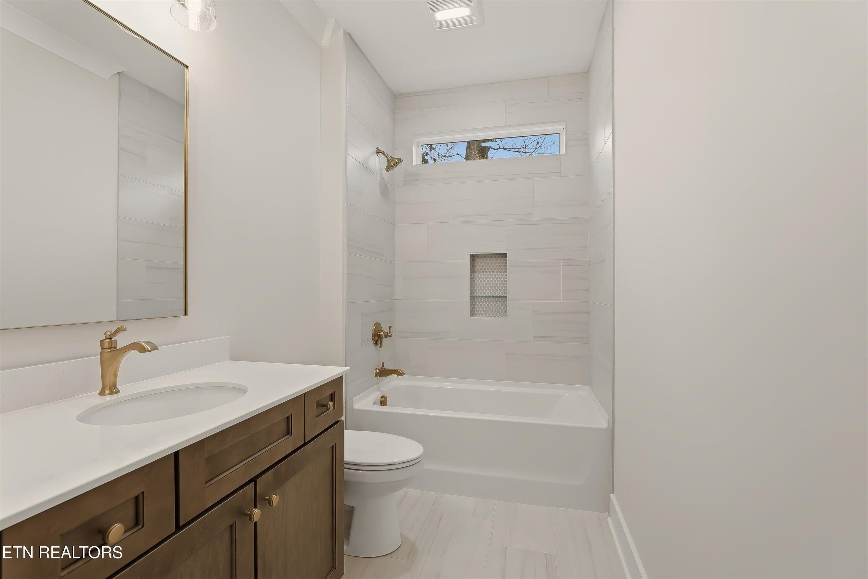 8151 Nubbin Ridge Rd. Knoxville, TN 37919