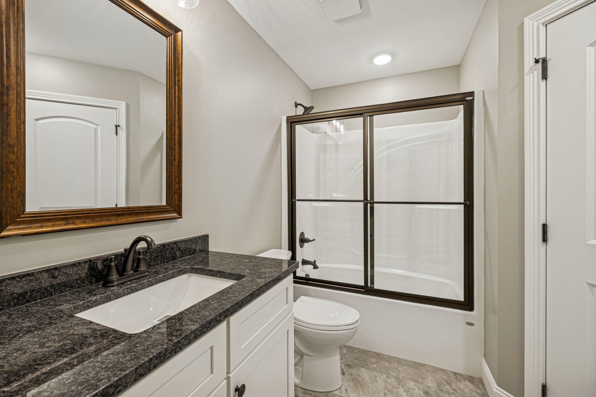 219 Lake View Point. Englewood, TN 37329