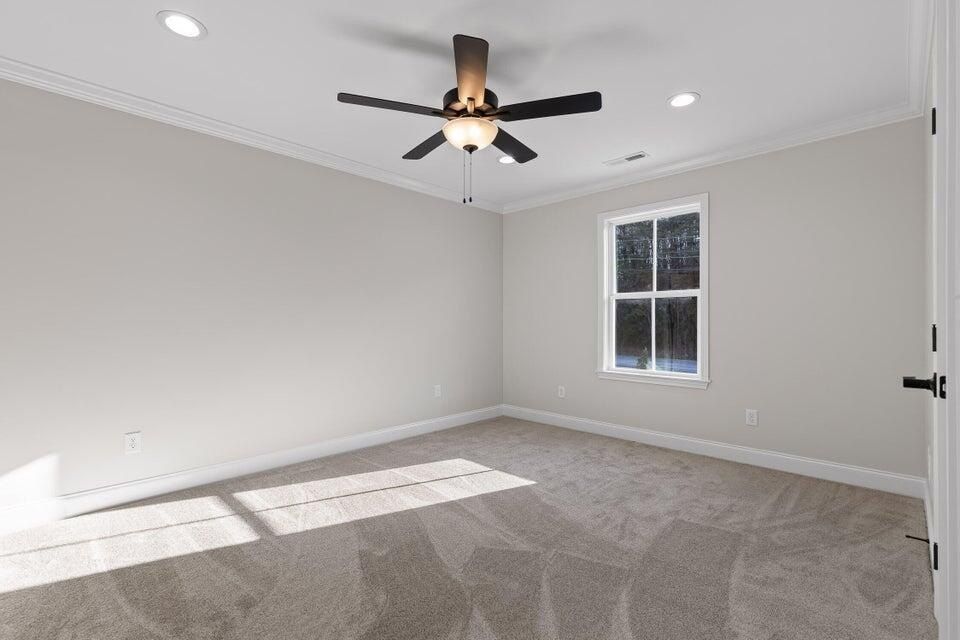 9069 Dallas Hollow Road. Soddy Daisy, TN 37379