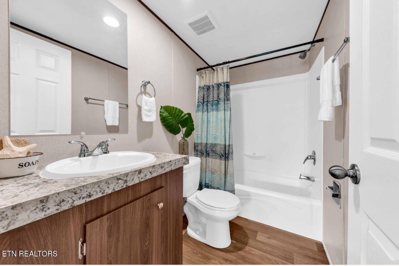 210 Sunset Drive. Sweetwater, TN 37874