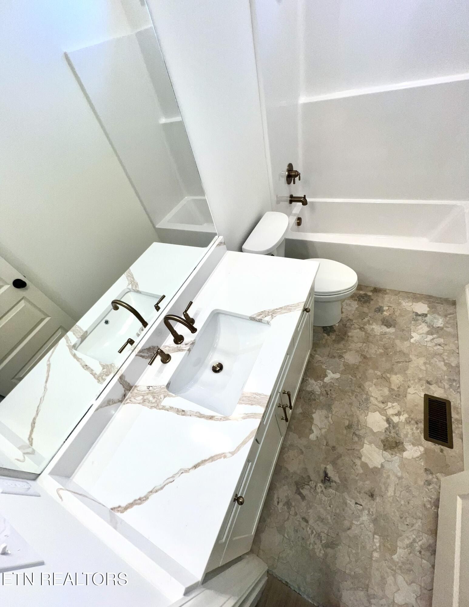 4619 Alan Springs Lane. Knoxville, TN 37938