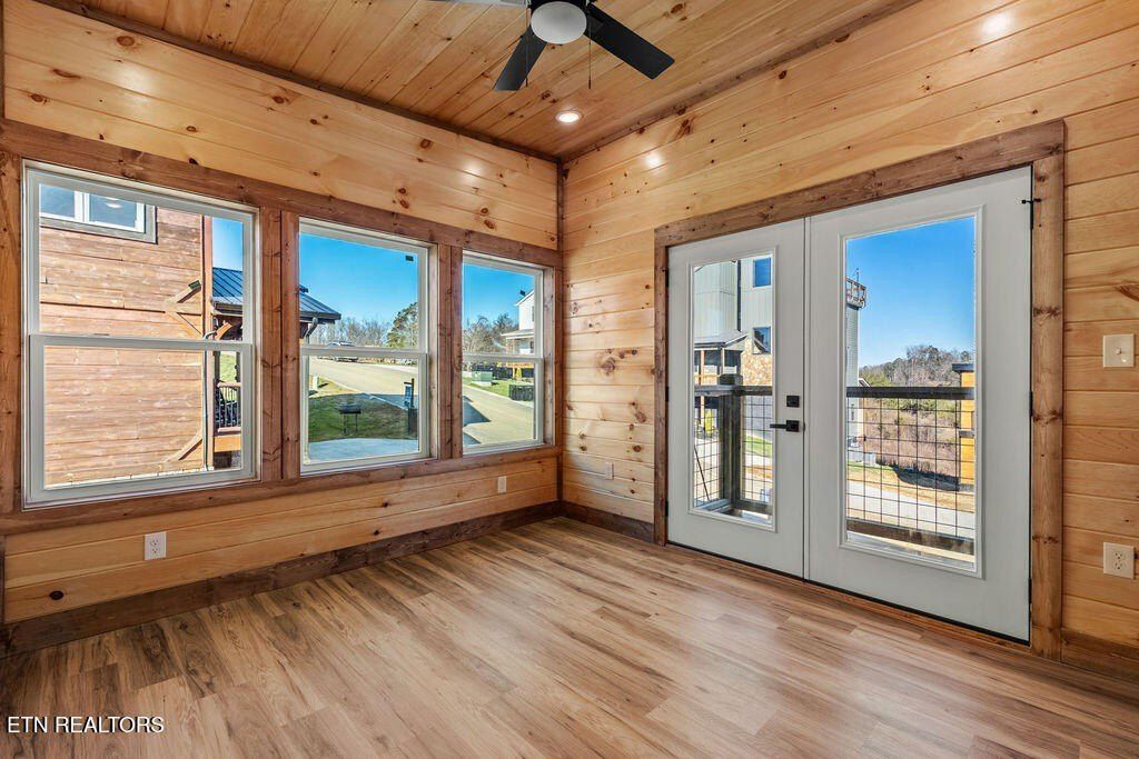 737 Bullwinkle Way. Sevierville, TN 37862