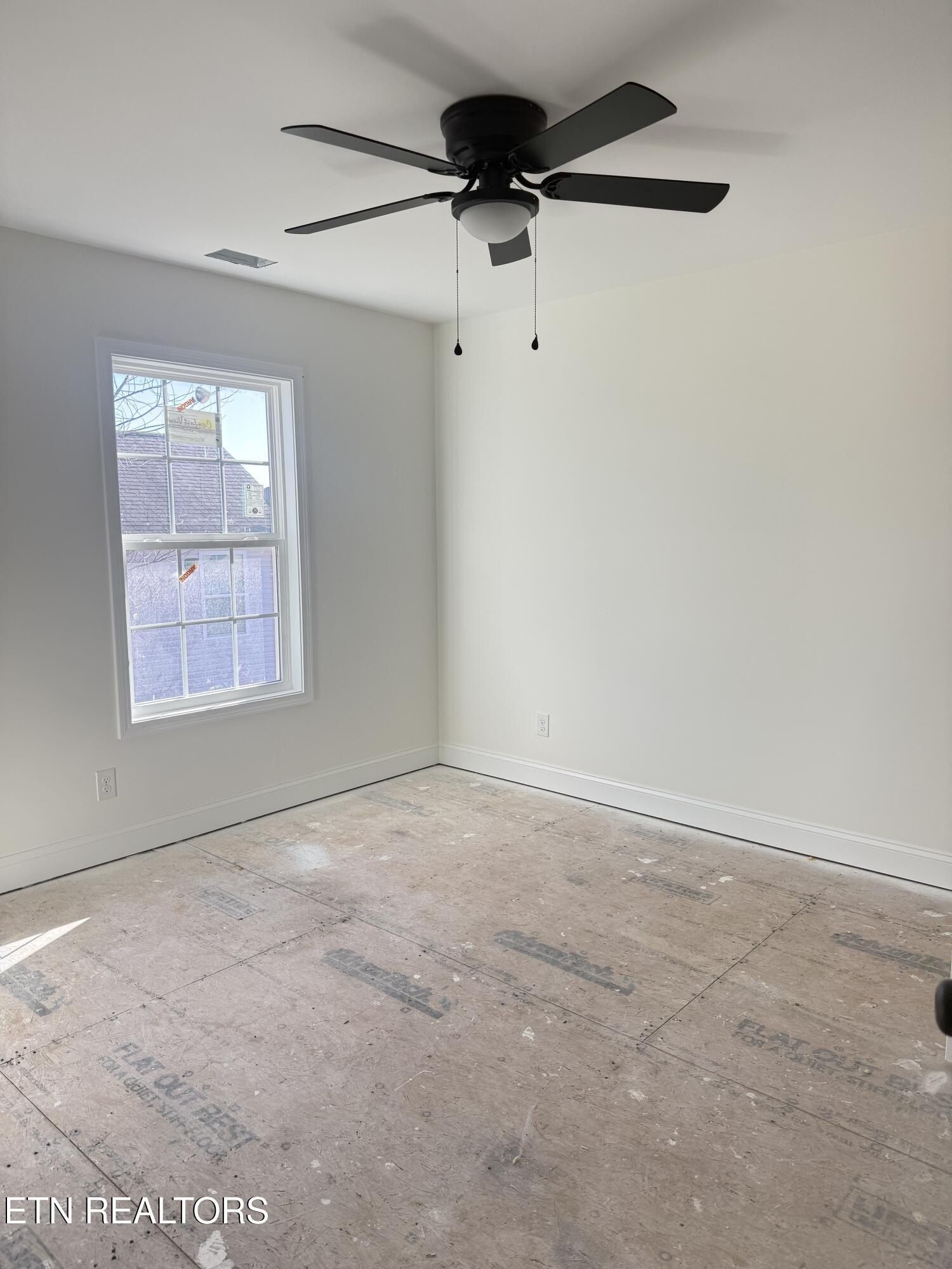 106 Ken Lewis Way. Maryville, TN 37801