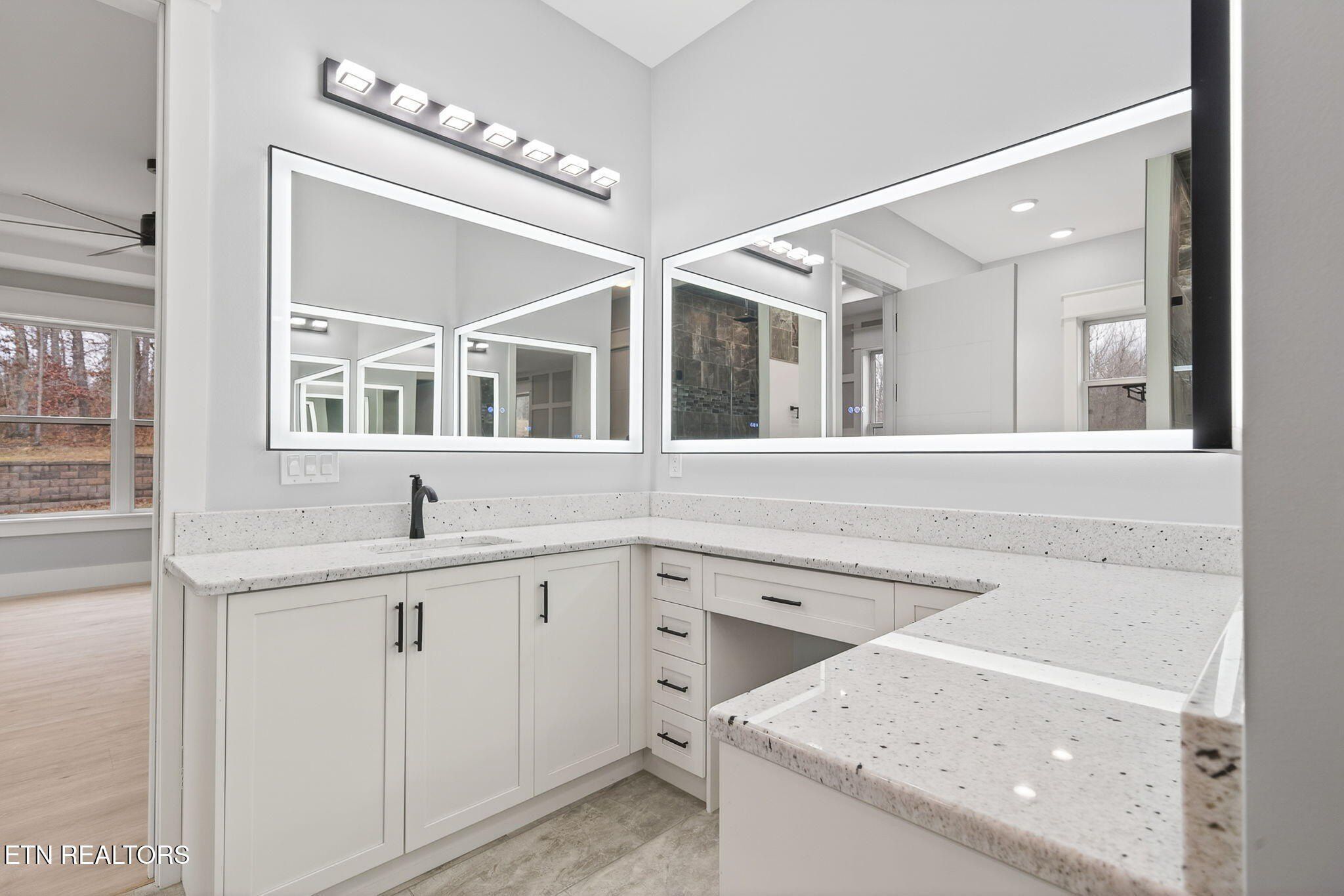 519 Cumberland View Drive. Crossville, TN 38555