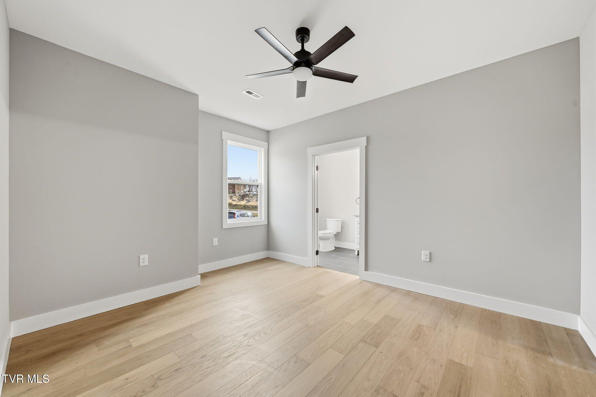 337 Tys Place. Kingsport, TN 37663