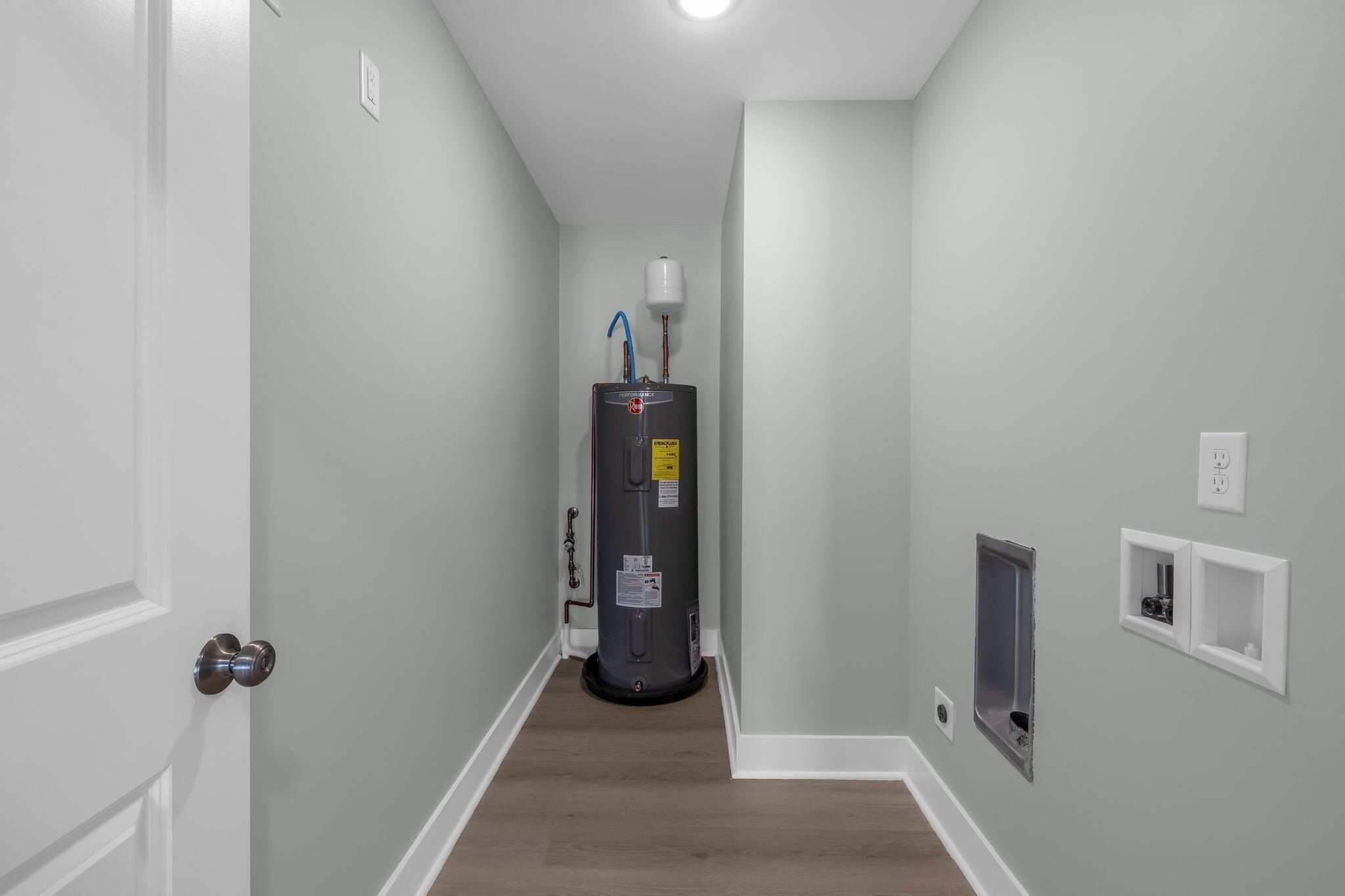 2812 E 46Th Street. Chattanooga, TN 37407