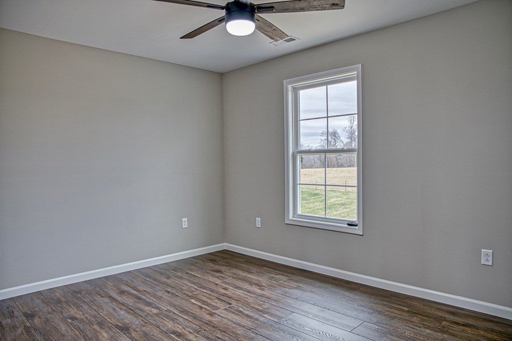 3175 Eagle Landing Dr. Cookeville, TN 38506