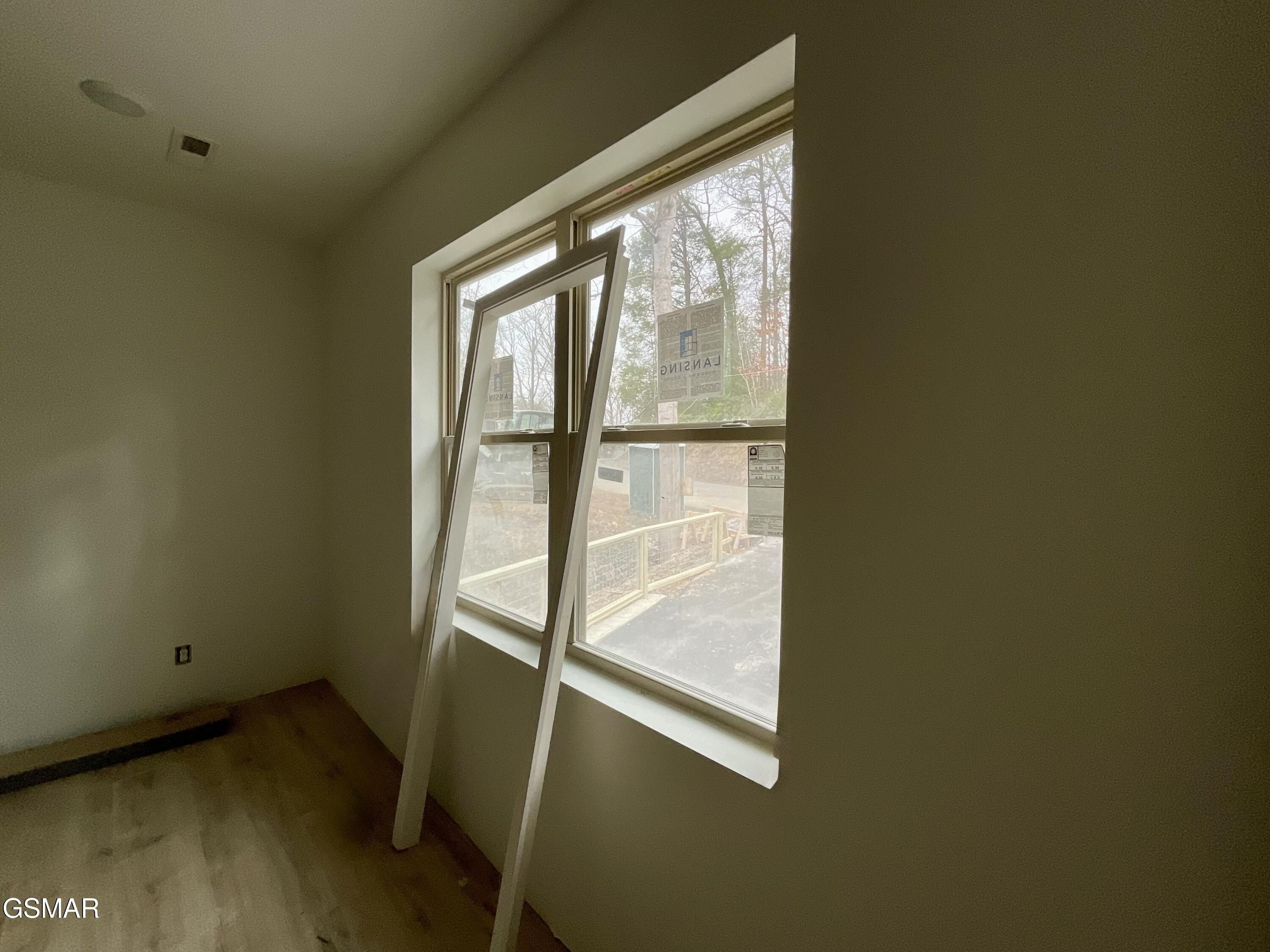 676 Monte Wood Circle. Pigeon Forge, TN 37863