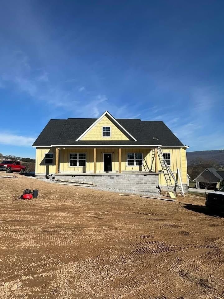 451 Hudlow Road. Dunlap, TN 37327