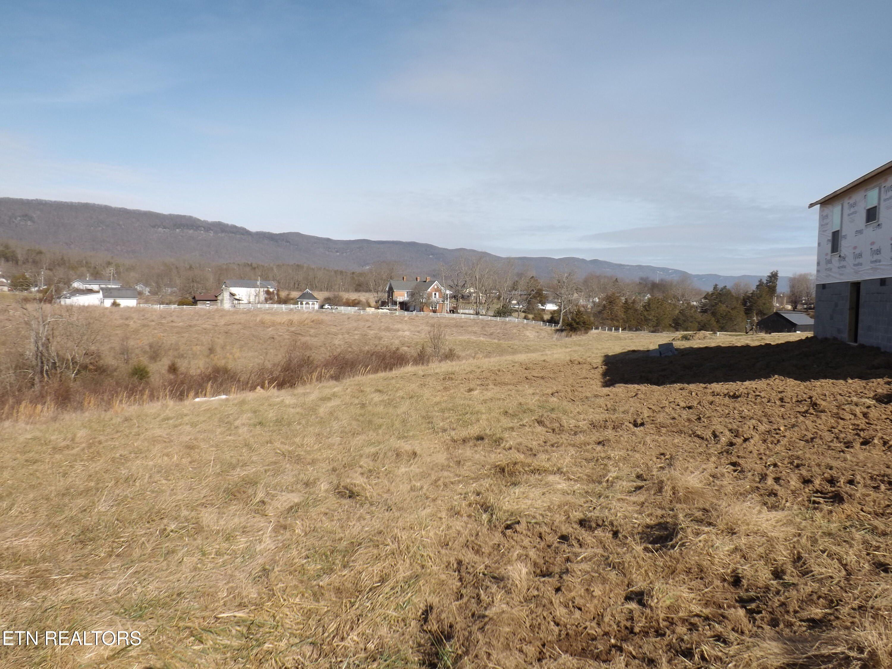 963 Shawanee Rd. Harrogate, TN 37752