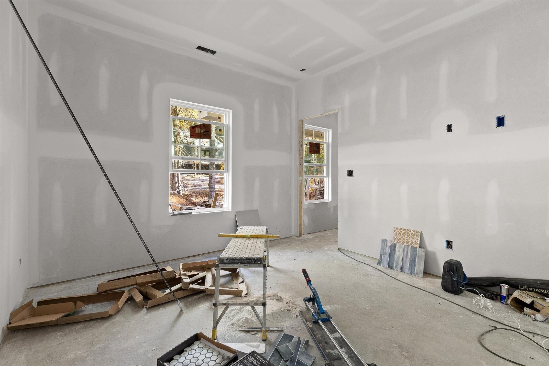 2127 Oak Street. Signal Mountain, TN 37377