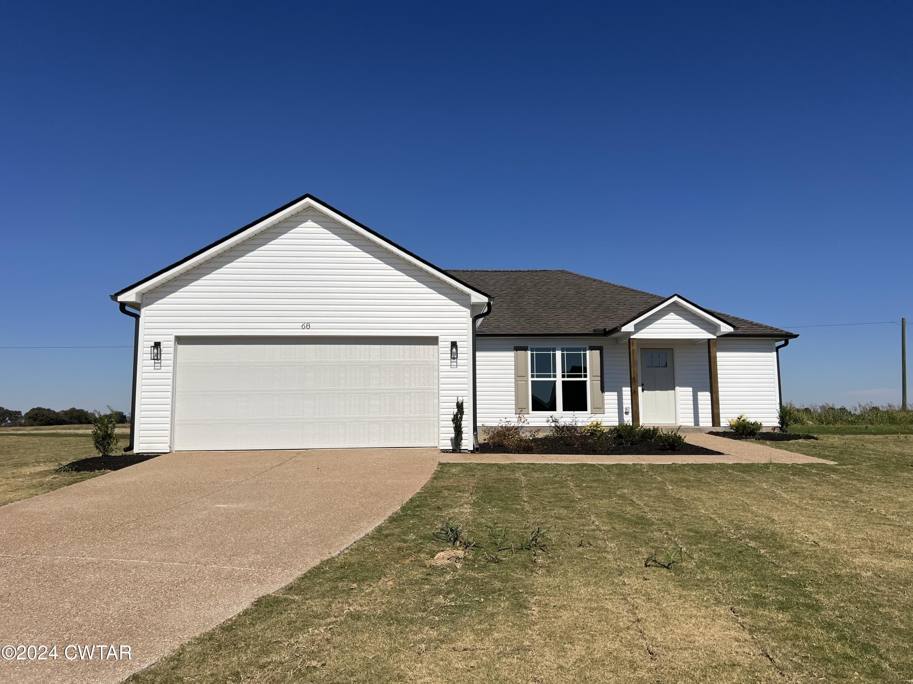 136 Garden Gate Drive. Three Way, TN 38343