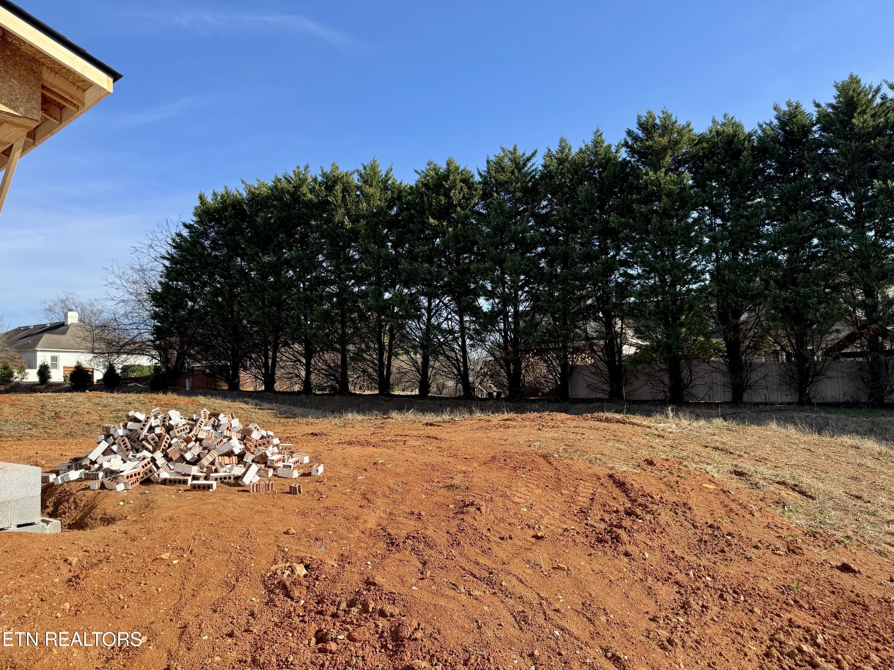 8848 Dancing Bear Lane. Knoxville, TN 37923