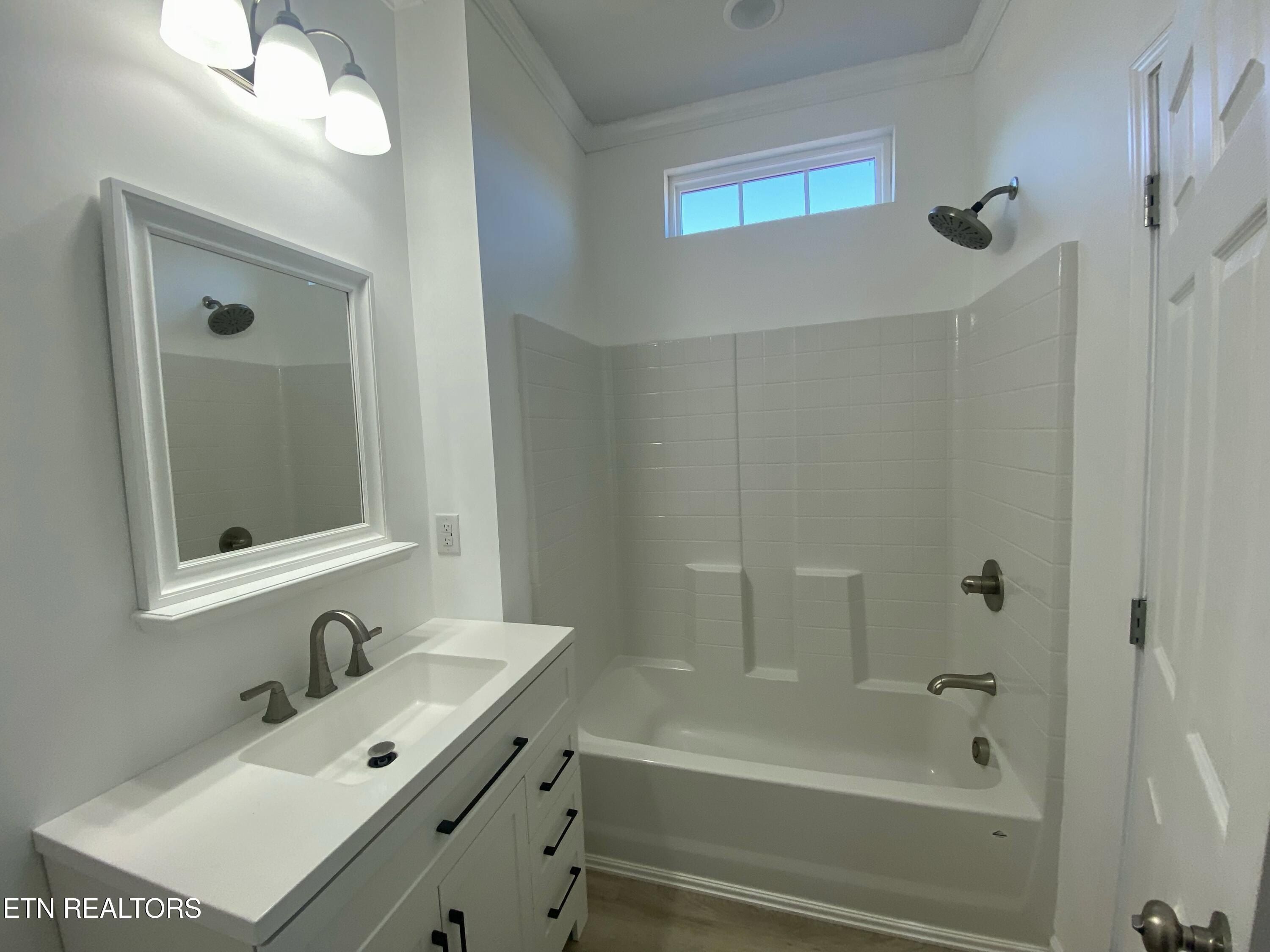 62 Whitson Lane. Crossville, TN 38572