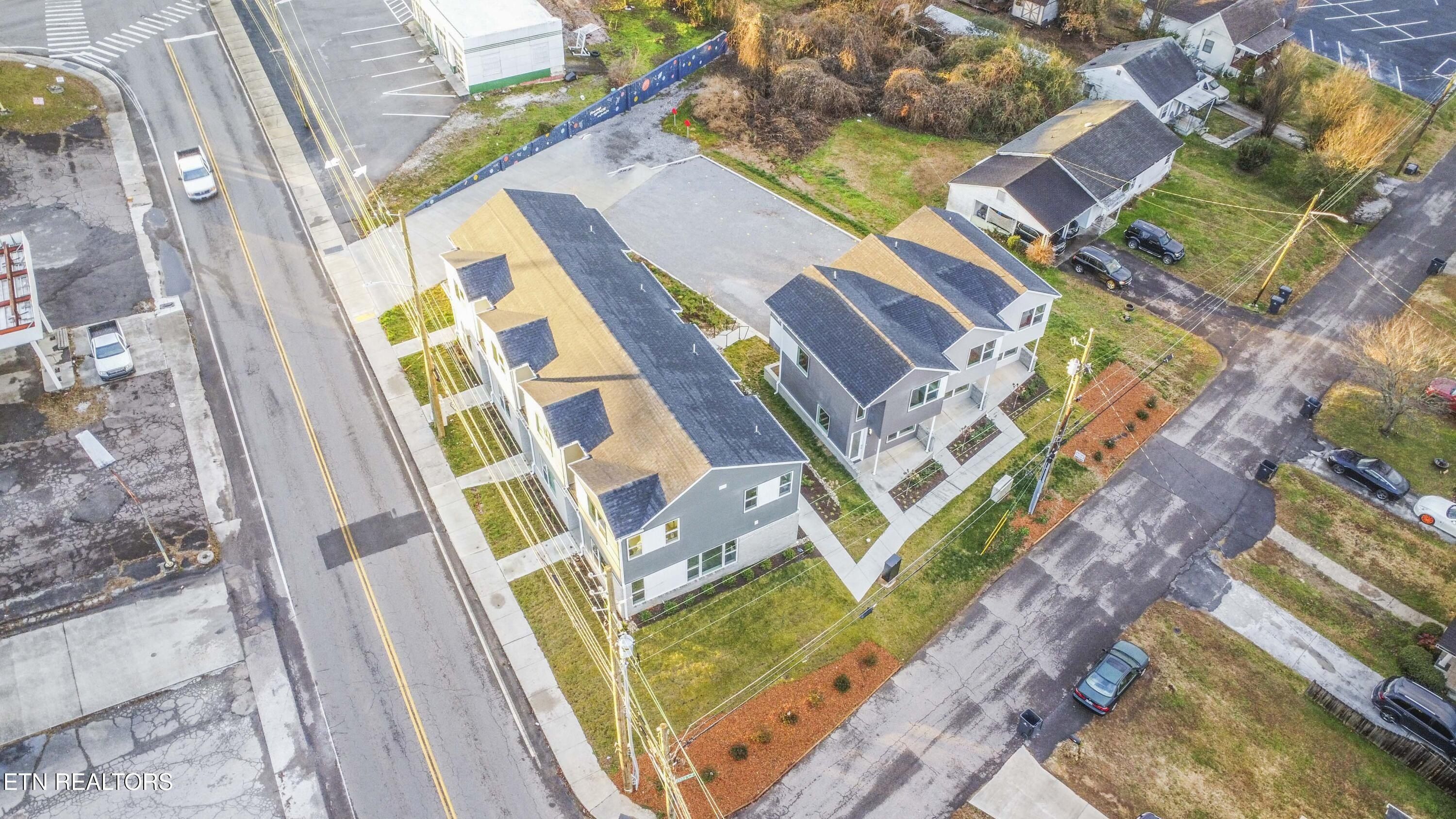 2330 Ne Money Place. Knoxville, TN 37917