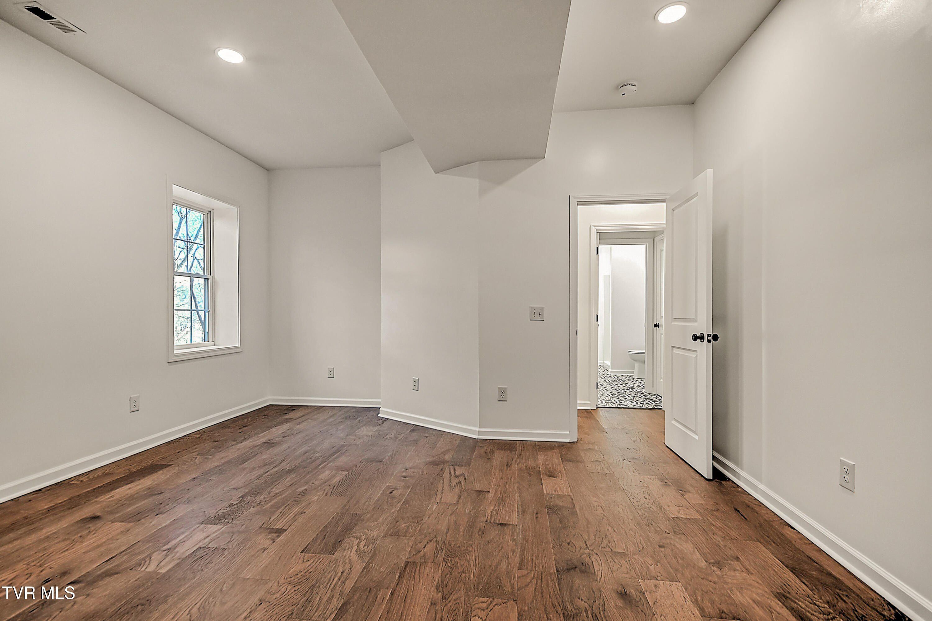 145 Daniel Lane. Elizabethton, TN 37643