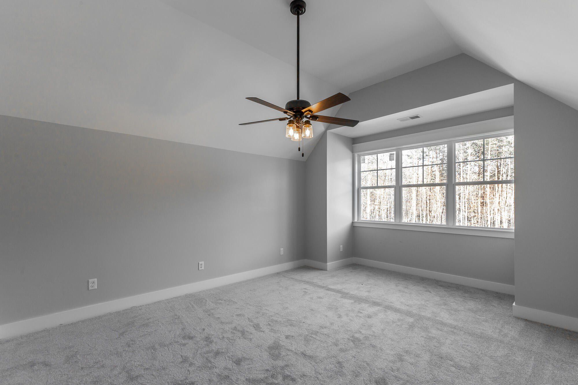 2964 Mowbray Pike. Soddy Daisy, TN 37379