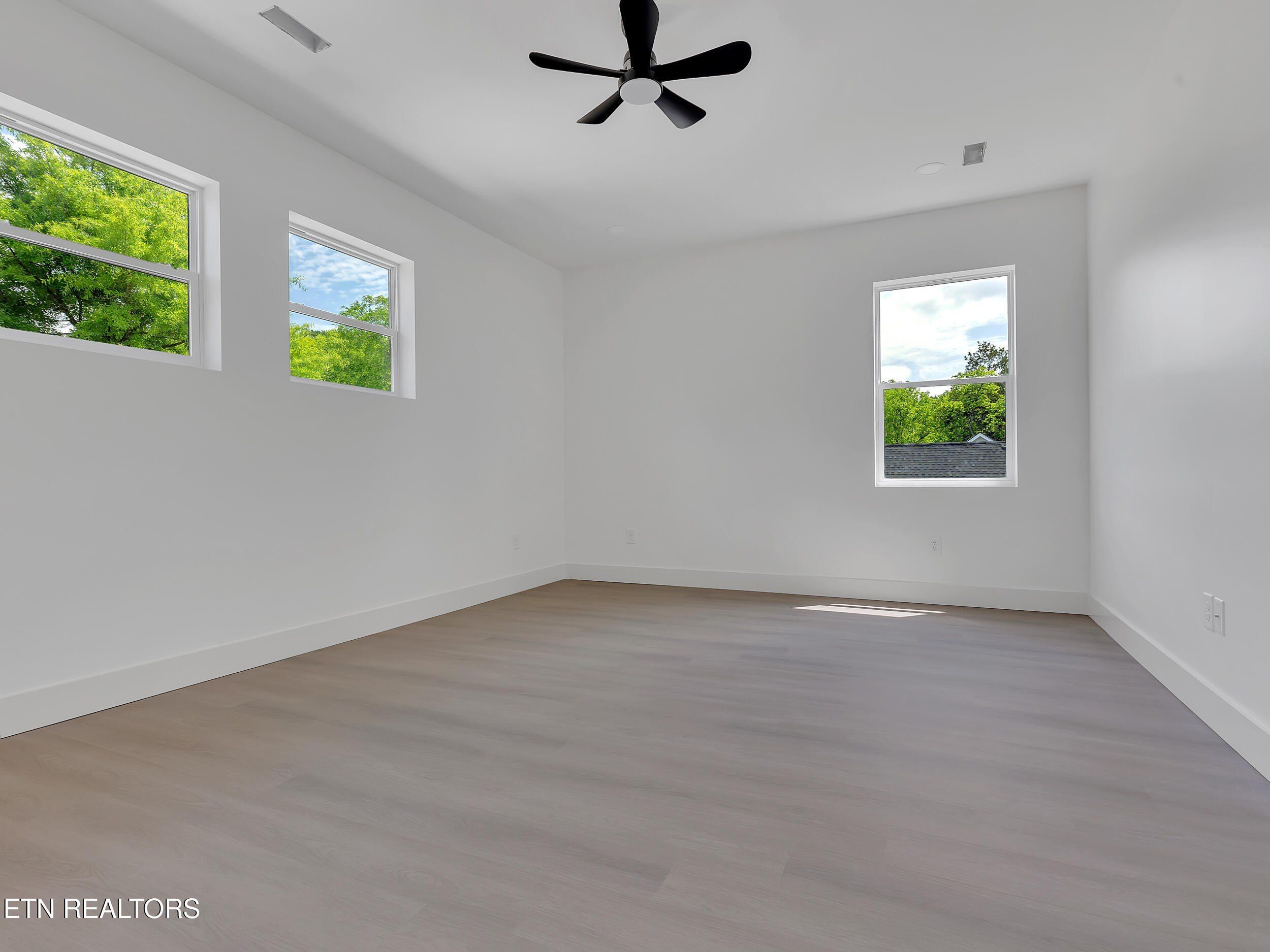 1715 Serene Cove Way. Knoxville, TN 37920