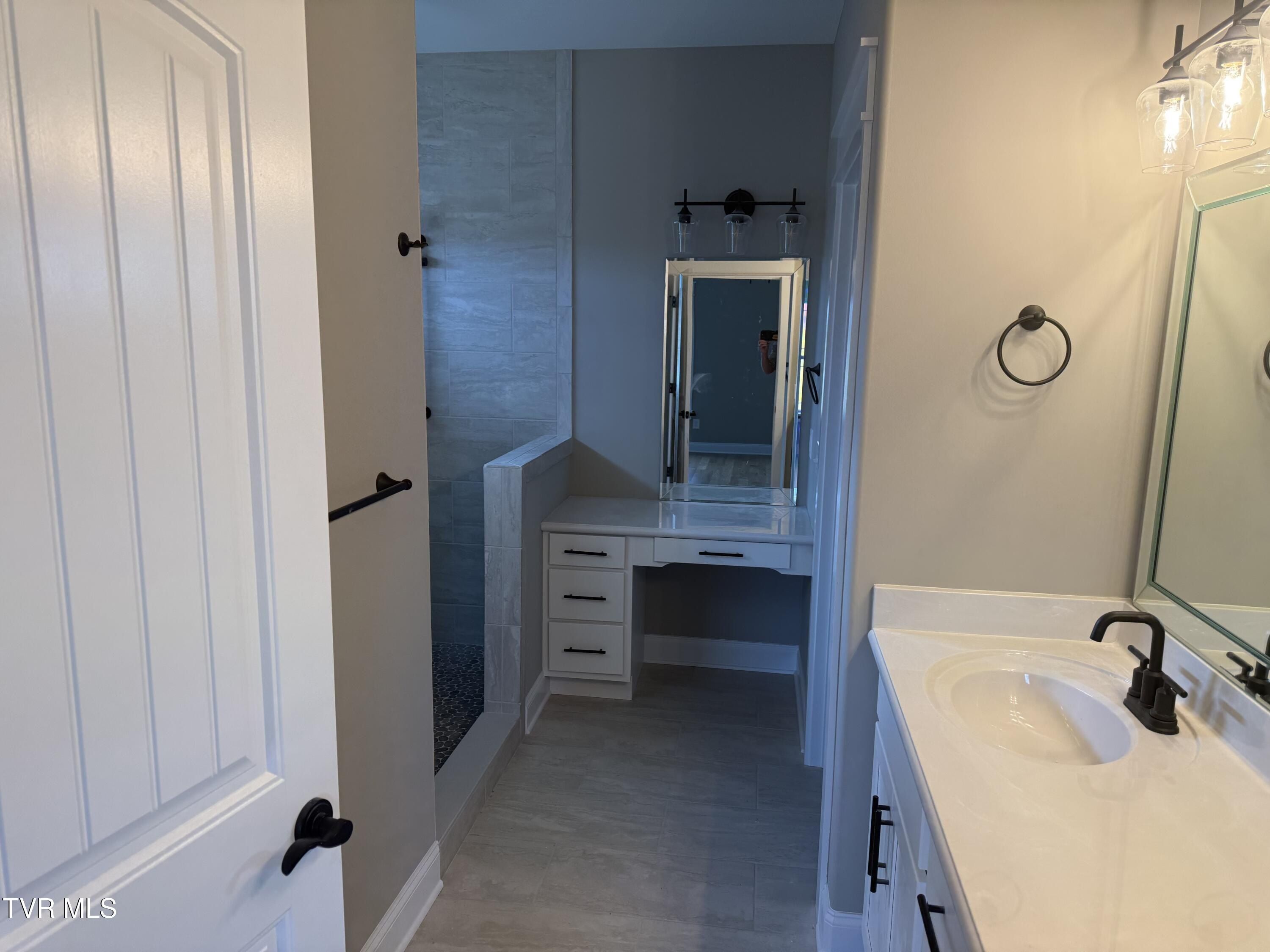 1424 Cabot Cove. Jonesborough, TN 37659