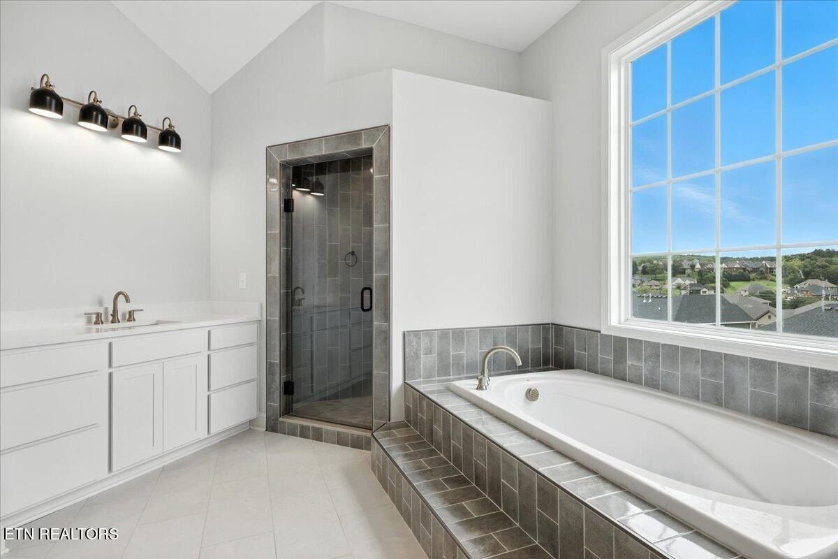 12117 Bethel Hollow Drive. Knoxville, TN 37932