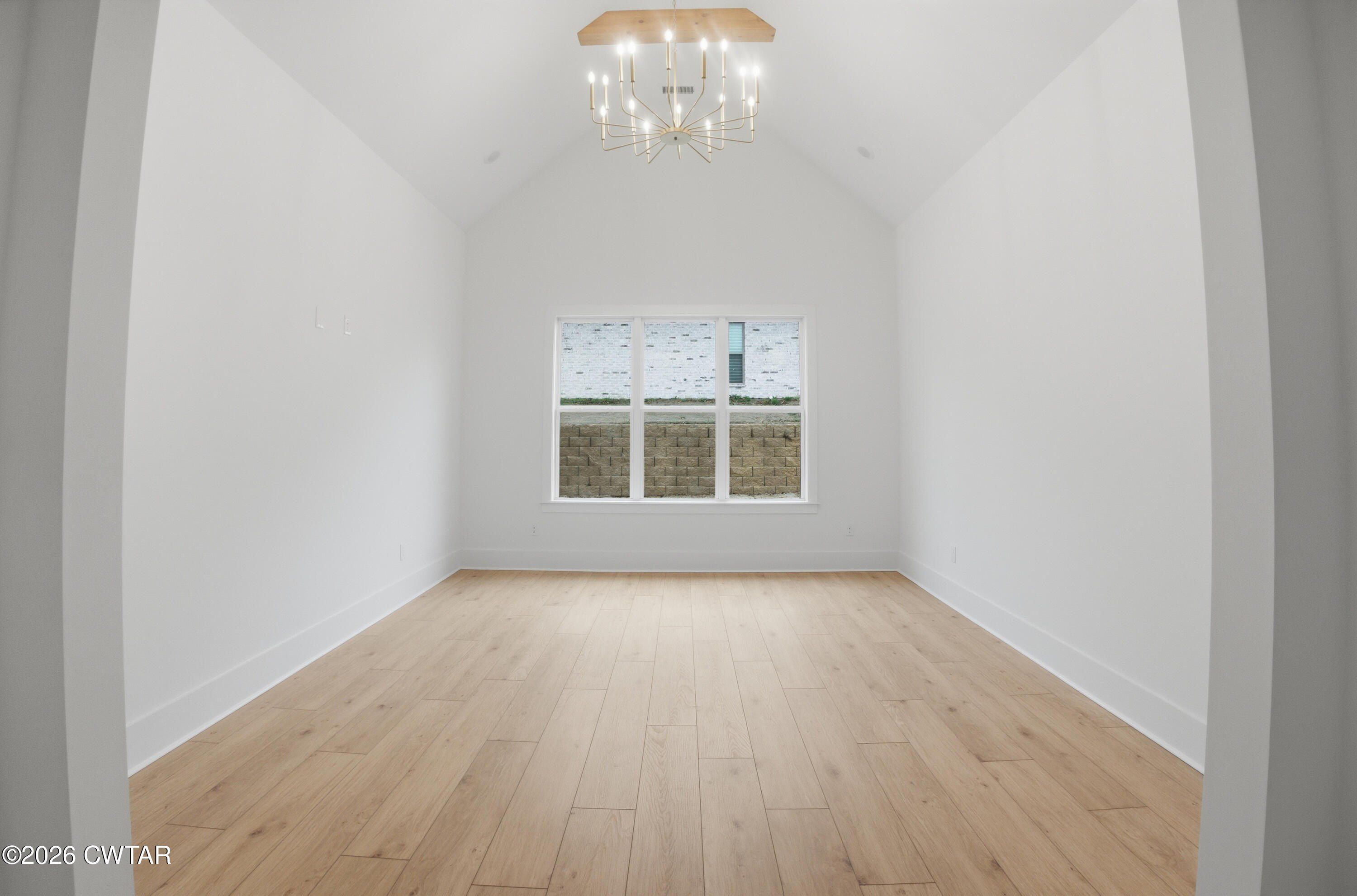 13 Kings Pond Cove. Jackson, TN 38305