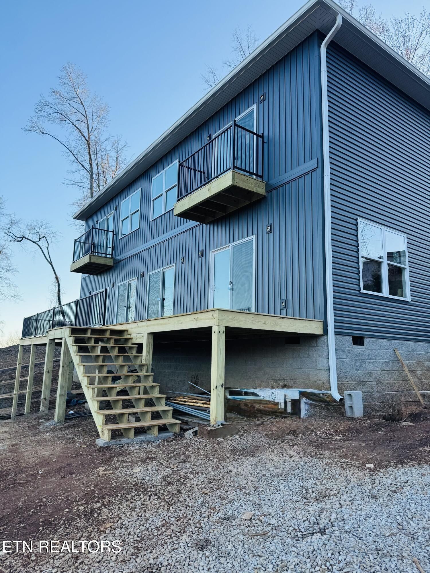 109 Breezeway Lane. Rocky Top, TN 37769