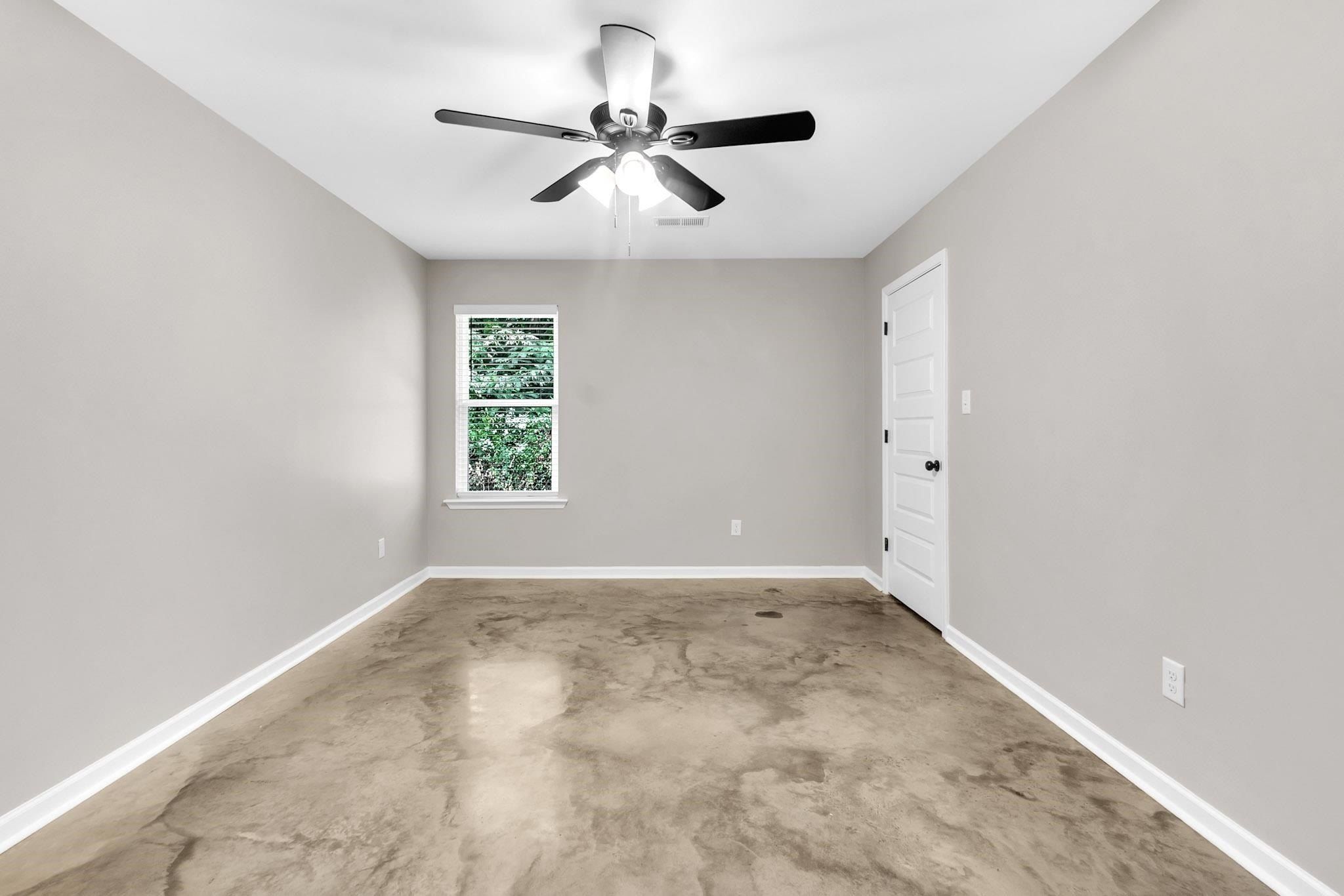 1378 Dow. Memphis, TN 38106