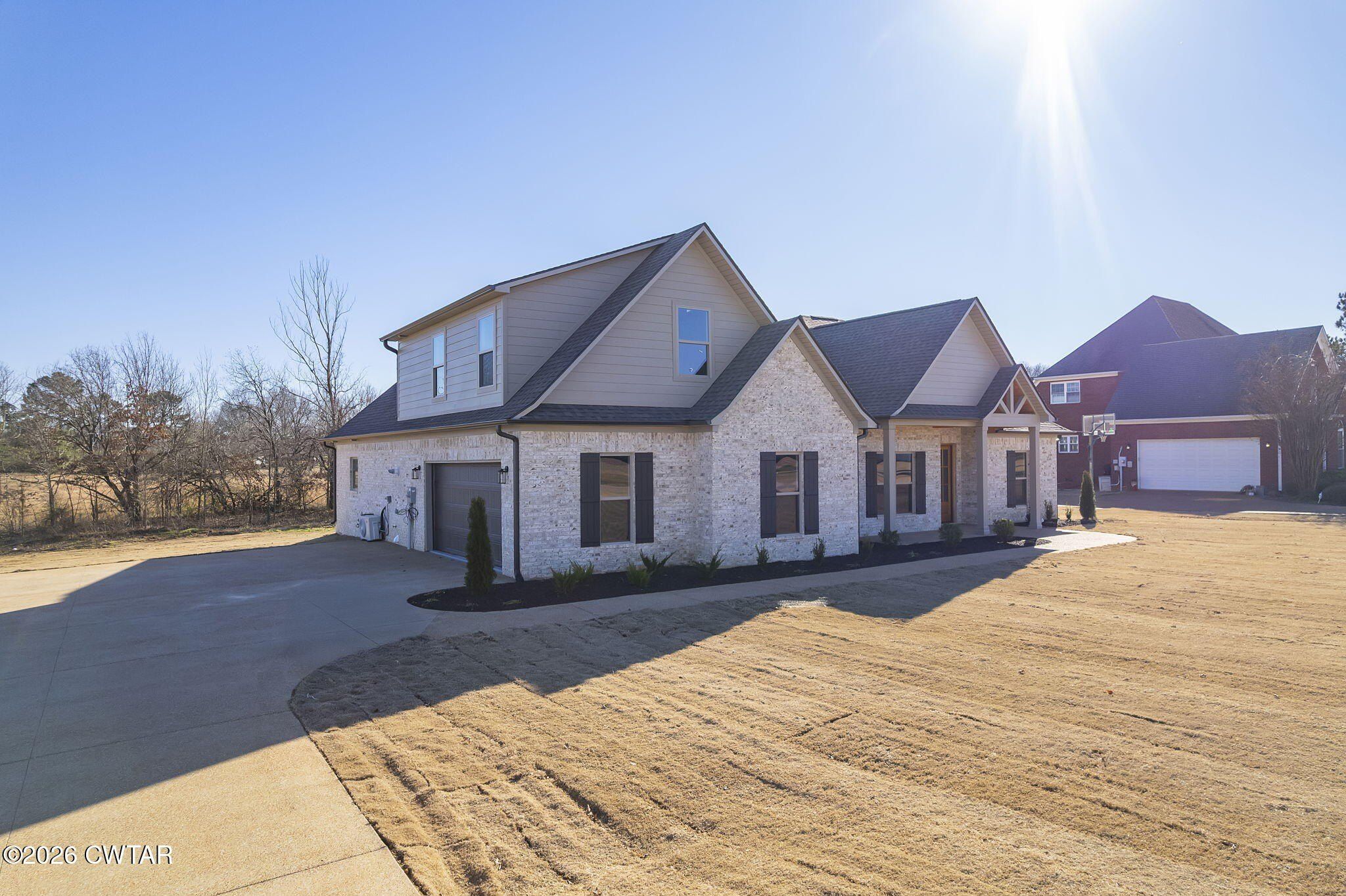 74 Hayneshaven Drive. Jackson, TN 38301