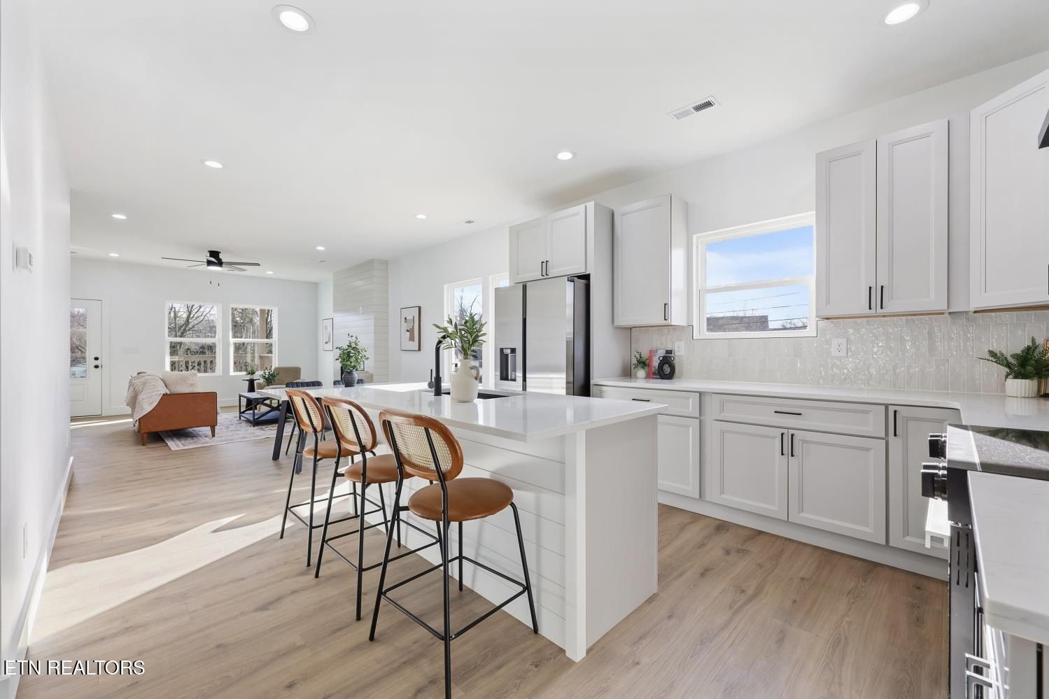 1233 Connecticut Ave. Knoxville, TN 37921