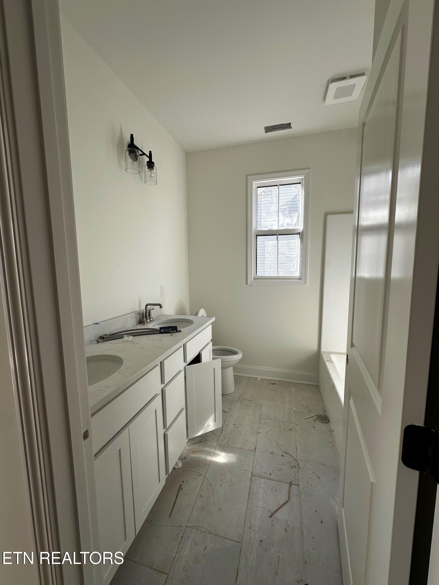 11503 Olympic Valley Drive. Knoxville, TN 37932