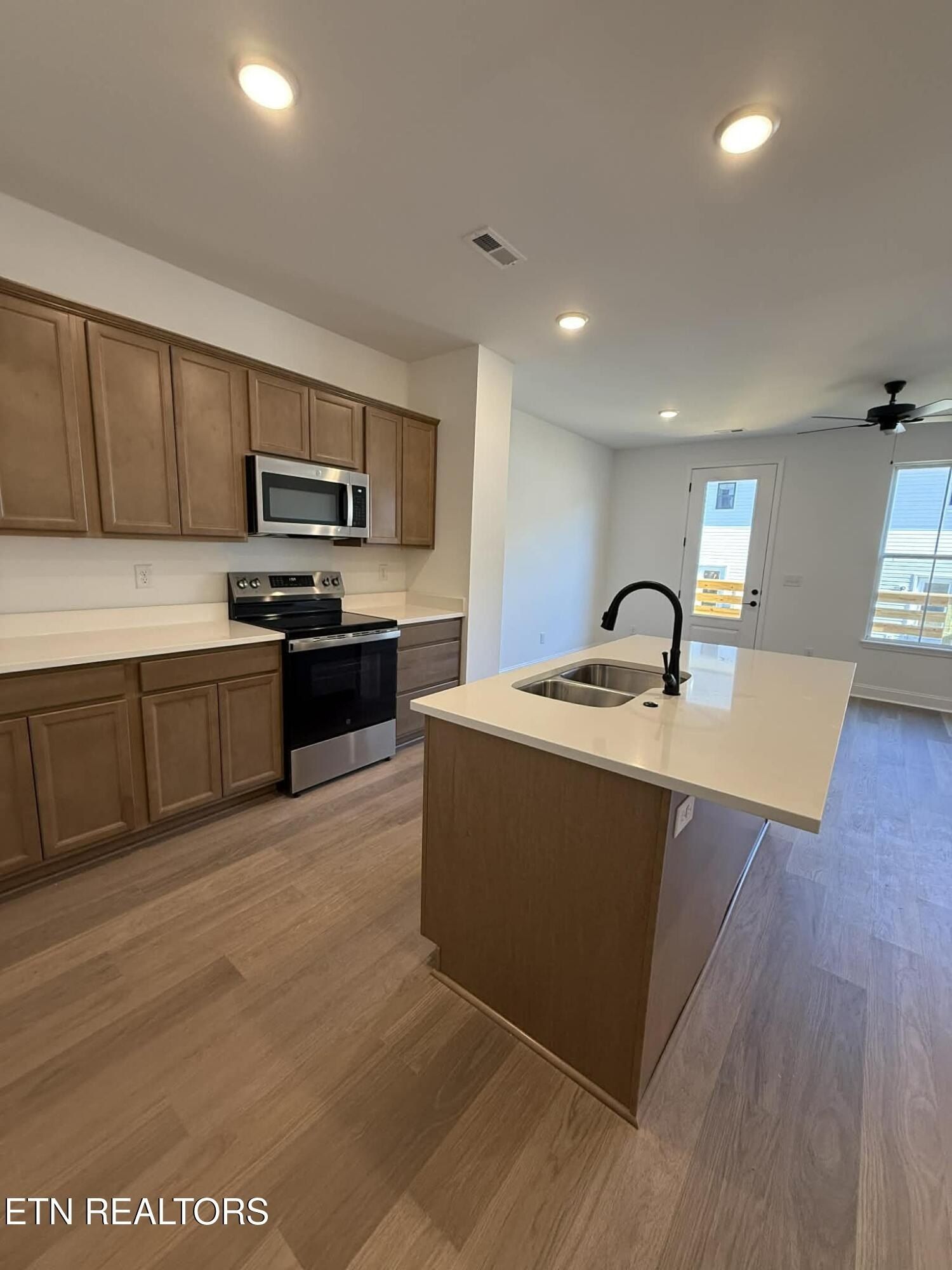 8832 Chapman Trace Way. Knoxville, TN 37920