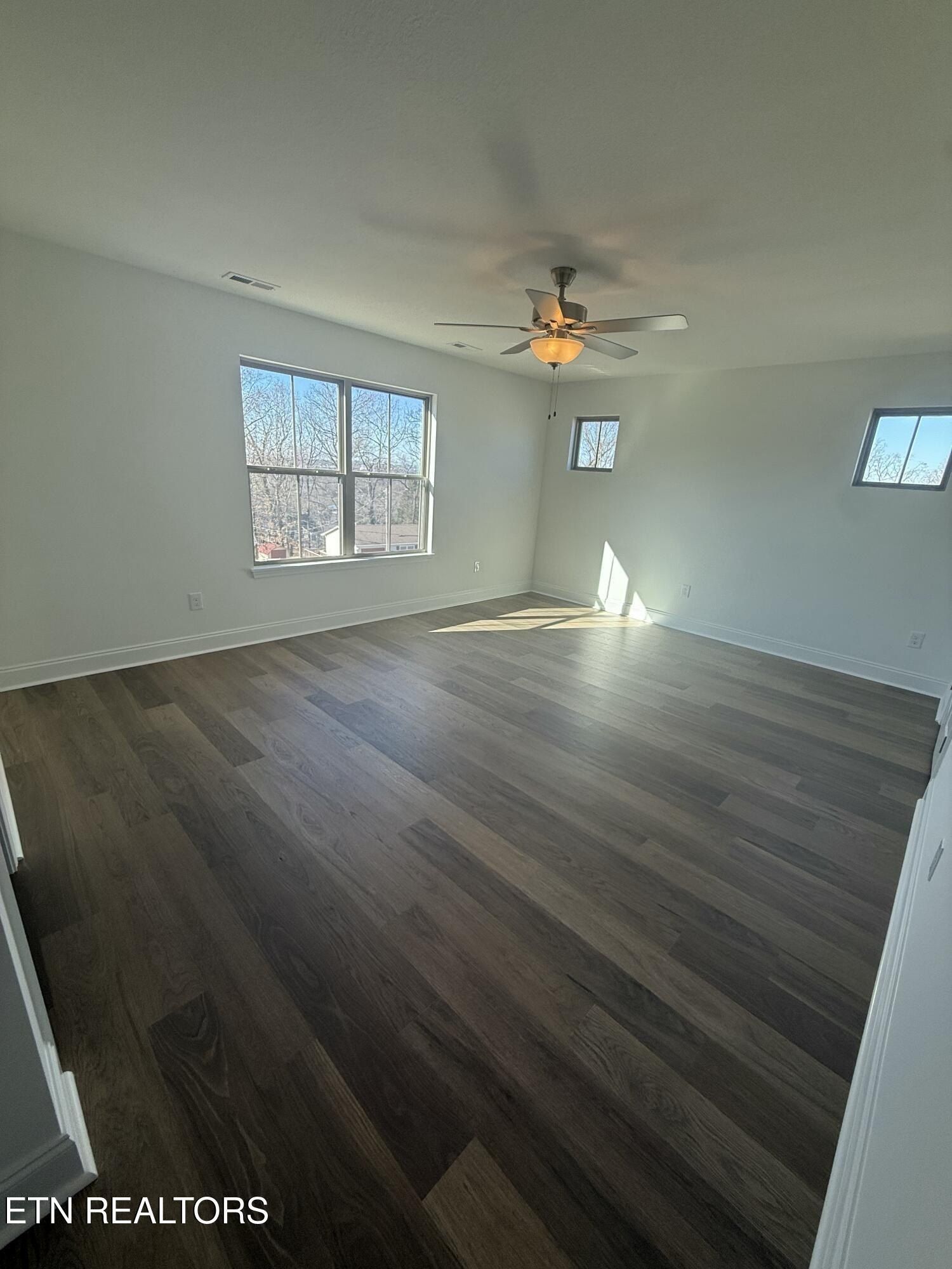 1737 Bennett Village Drive. Maryville, TN 37804